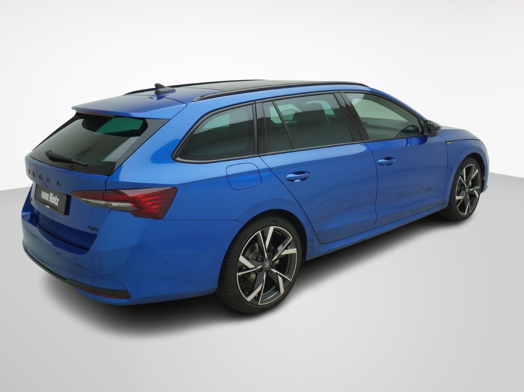 SKODA Octavia 2.0 TSI SportLine 4x4 DSG-image-5