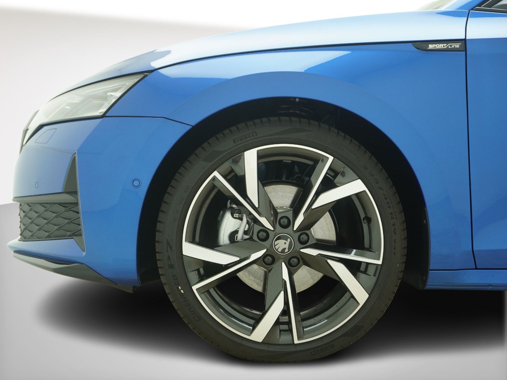 SKODA Octavia 2.0 TSI SportLine 4x4 DSG-image-9