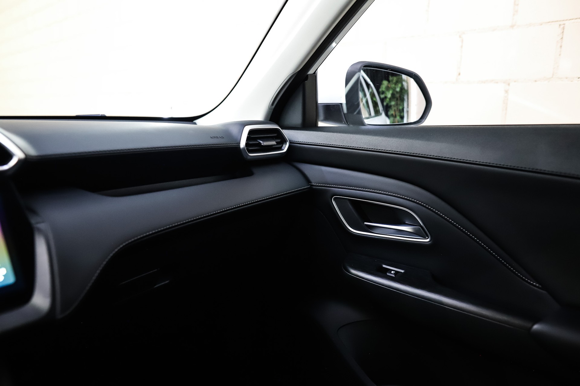 MG ZS 1.5 HEV Luxury Vollhybrid-image-10