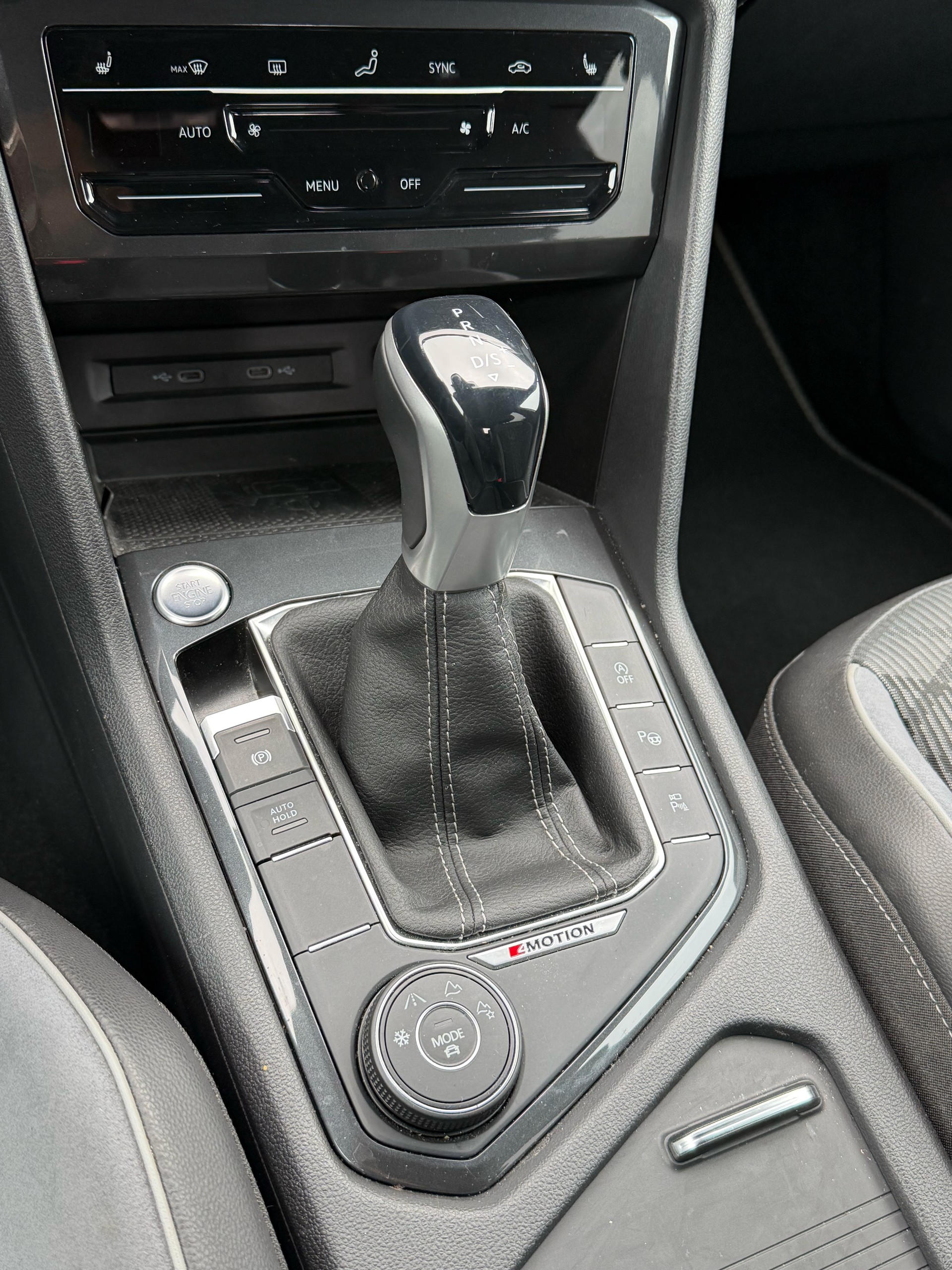 VW Tiguan 2.0TSI R-Line 4Motion DSG-image-17