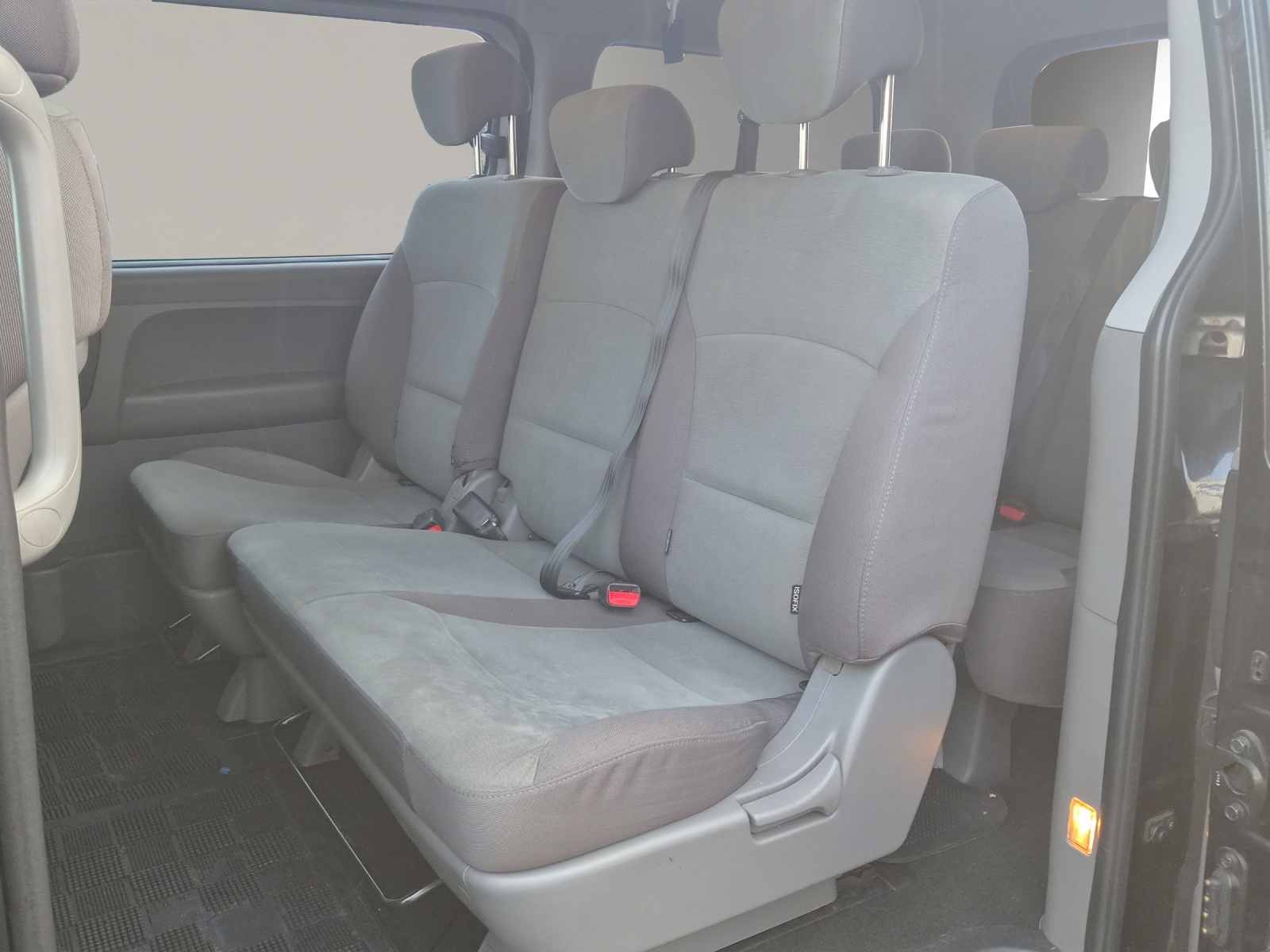 HYUNDAI H-1 People 2.5 CRDi HP-image-12