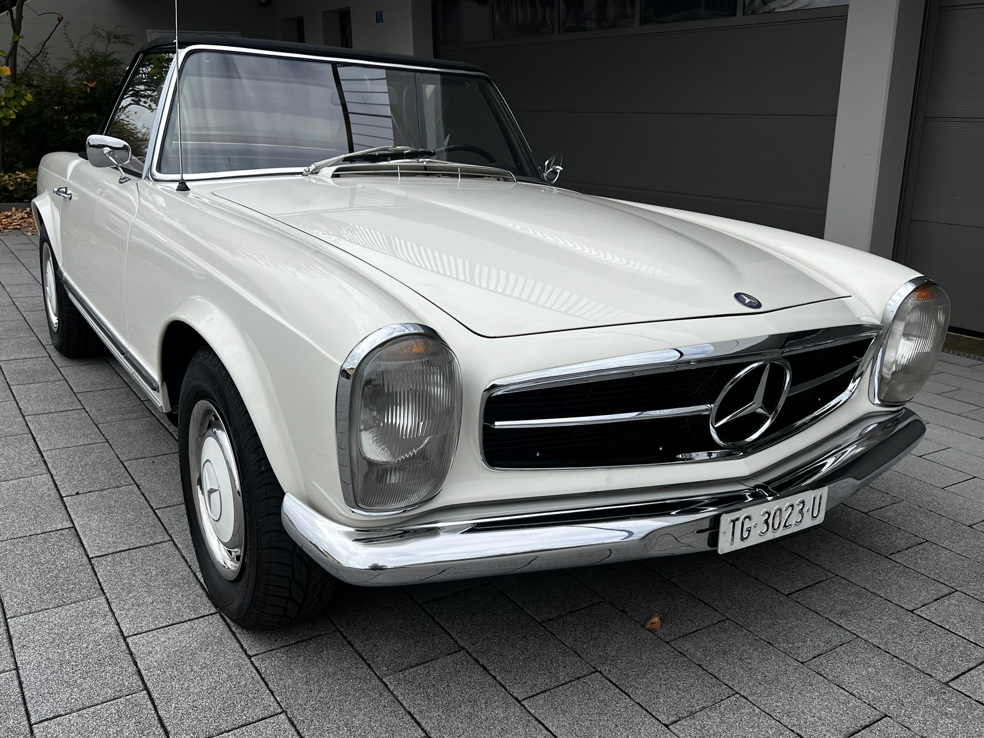 MERCEDES-BENZ 230 SL Pagode, CH Auslieferung-image-2