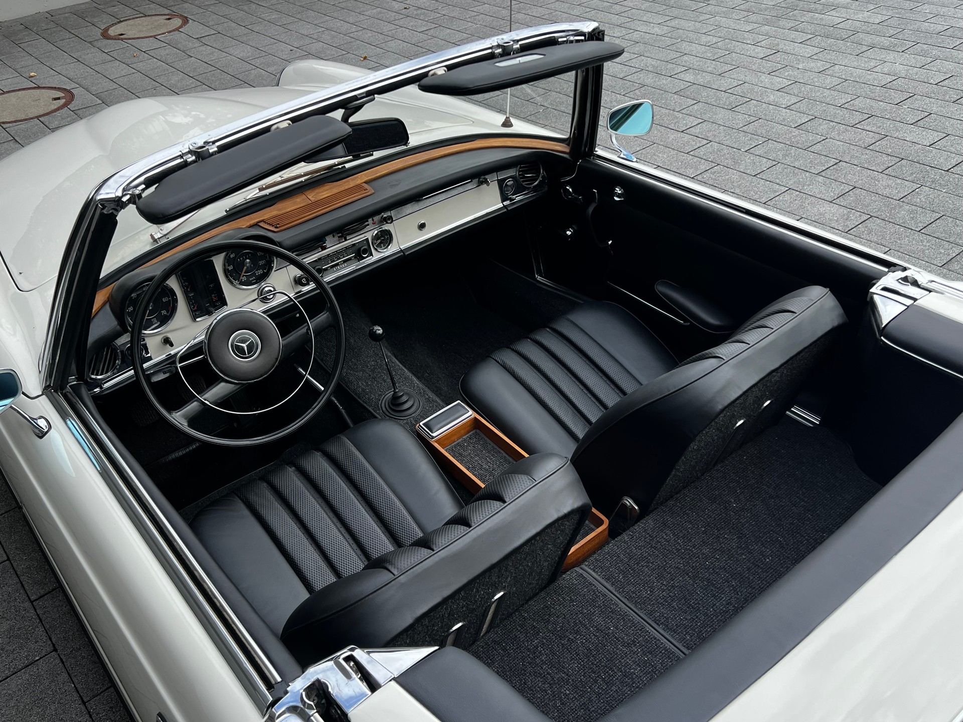 MERCEDES-BENZ 230 SL Pagode, CH Auslieferung-image-13