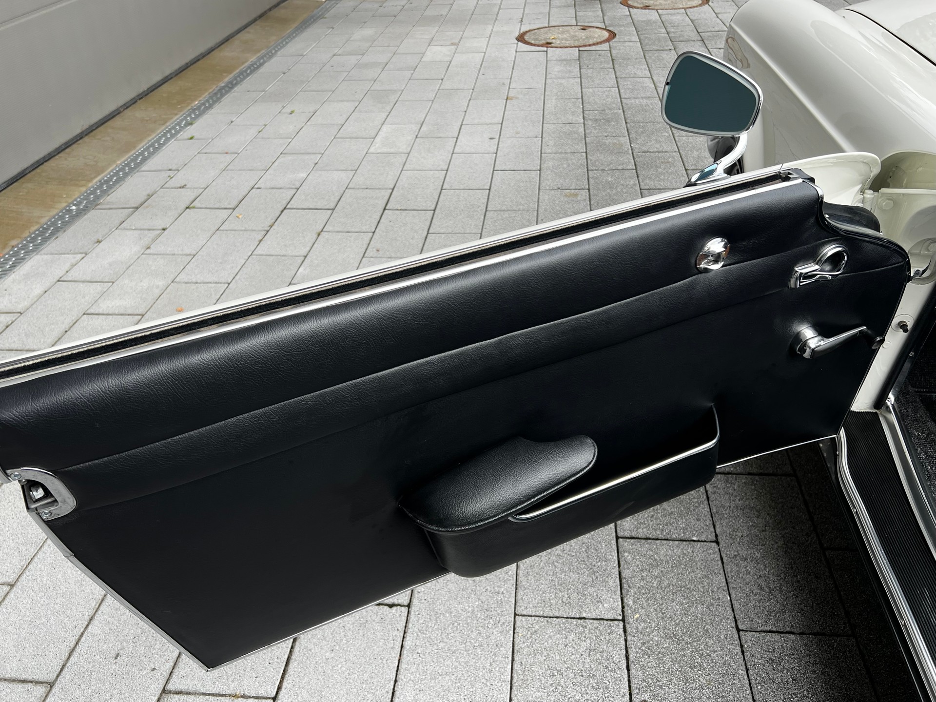 MERCEDES-BENZ 230 SL Pagode, CH Auslieferung-image-11