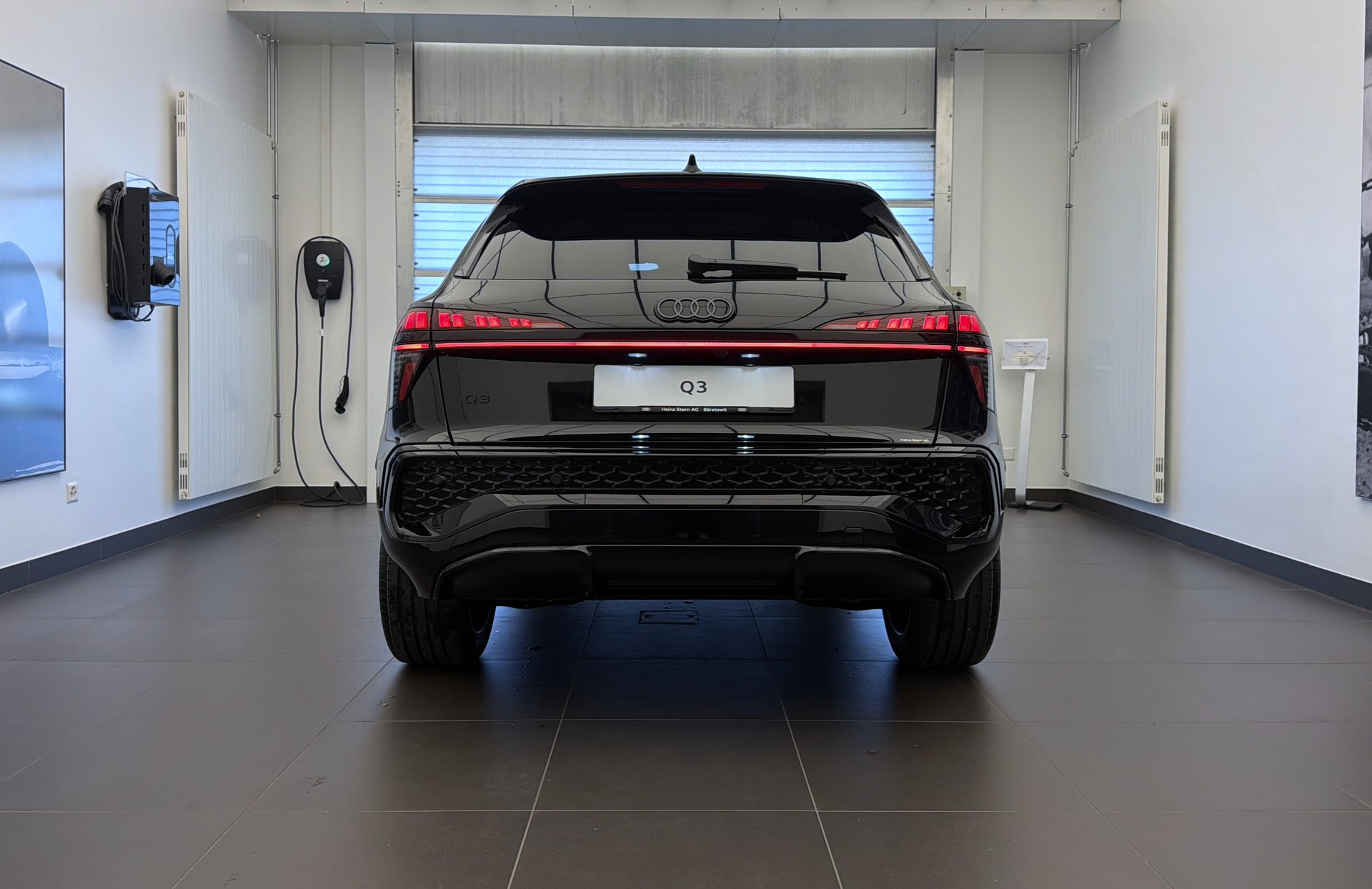 AUDI Q3 SUV 110 kW TFSI S tronic-image-24