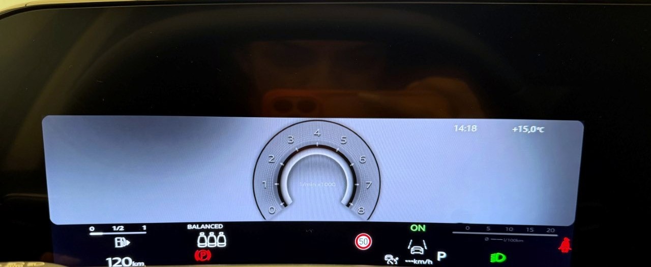 AUDI Q3 SUV 110 kW TFSI S tronic-image-9