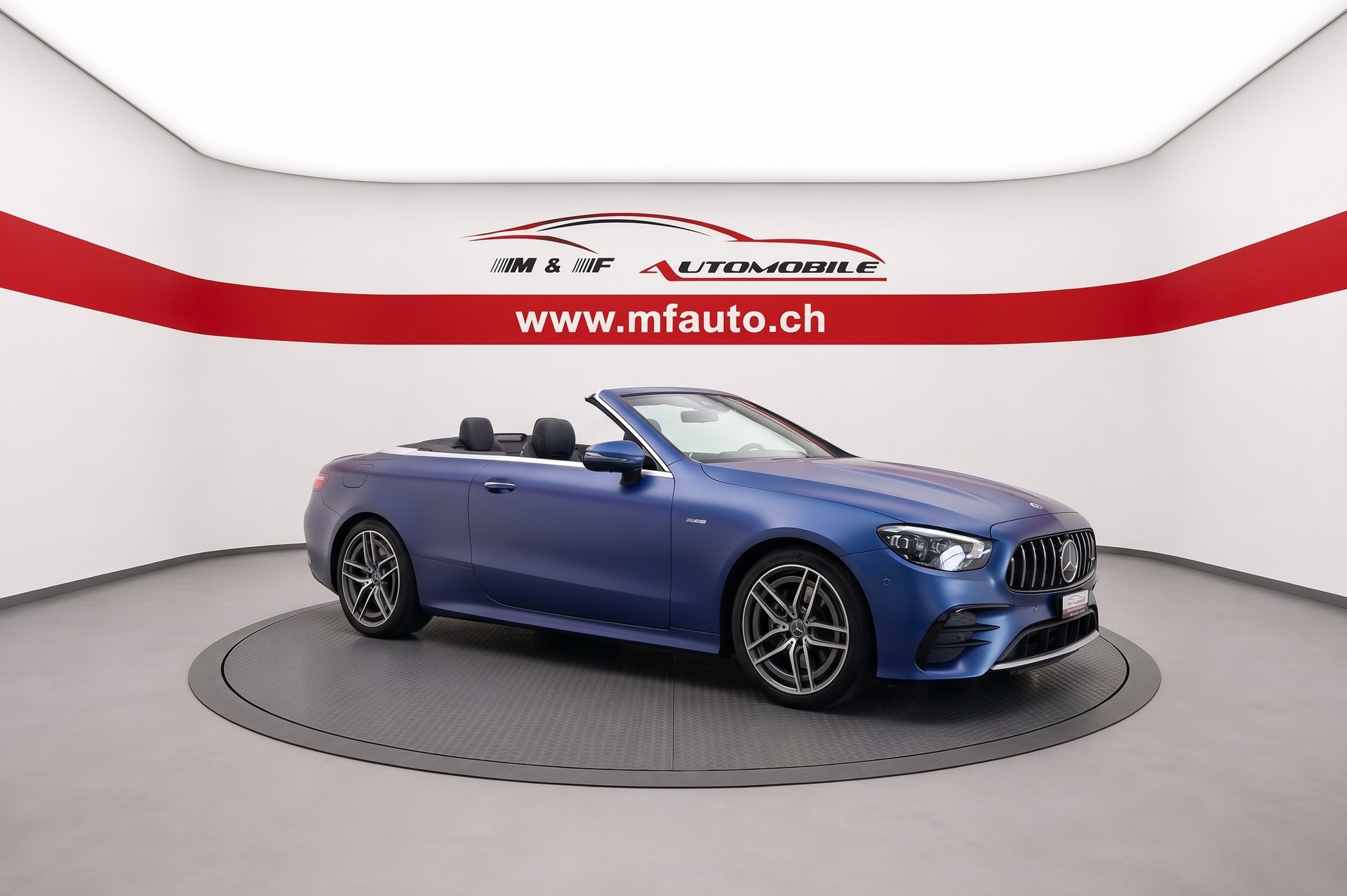 MERCEDES-BENZ E 53 AMG 4matic+ Cabriolet-image-2