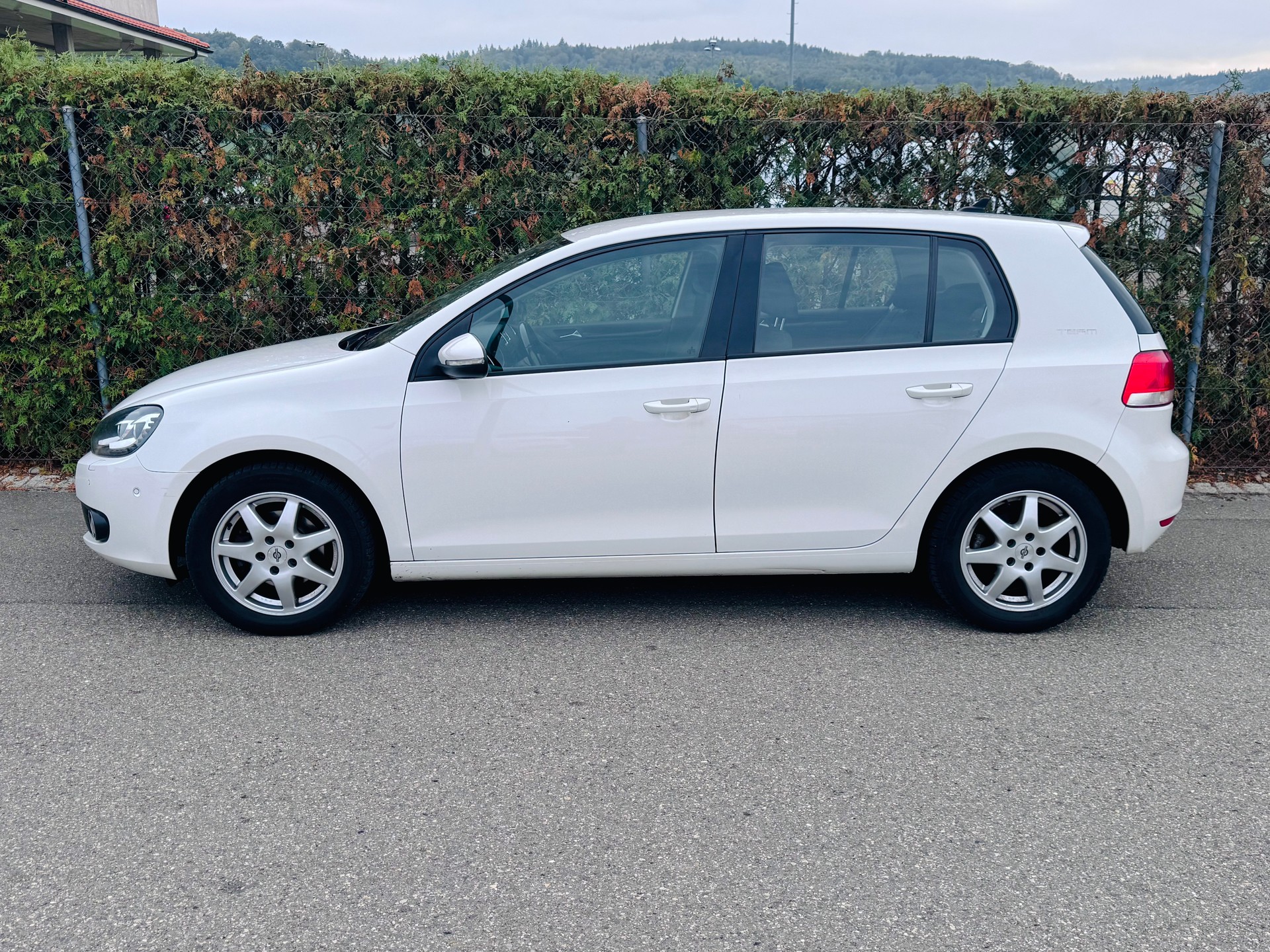 VW Golf 1.2 TSI BlueMotion Technology Team DSG-image-7