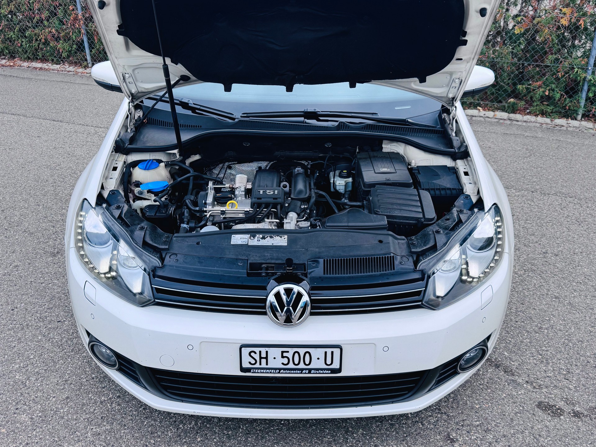VW Golf 1.2 TSI BlueMotion Technology Team DSG-image-15