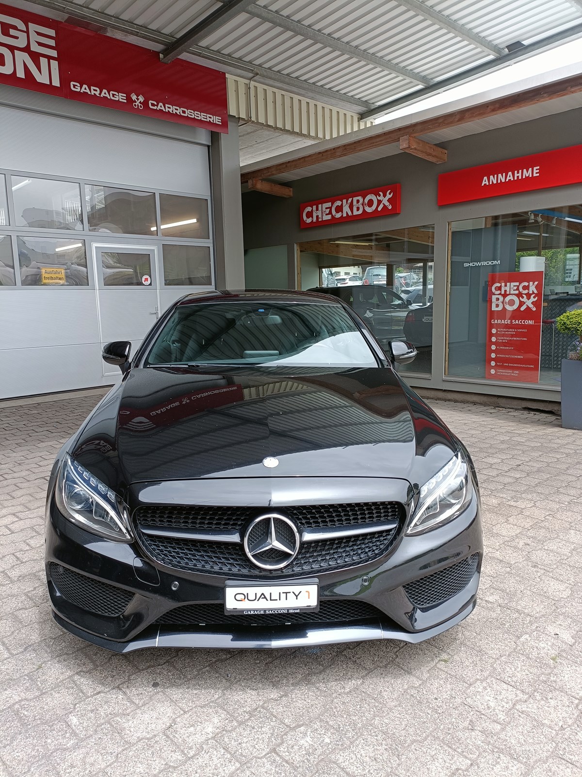 MERCEDES-BENZ C 200 AMG Line Coupé 7G-Tronic-image-3