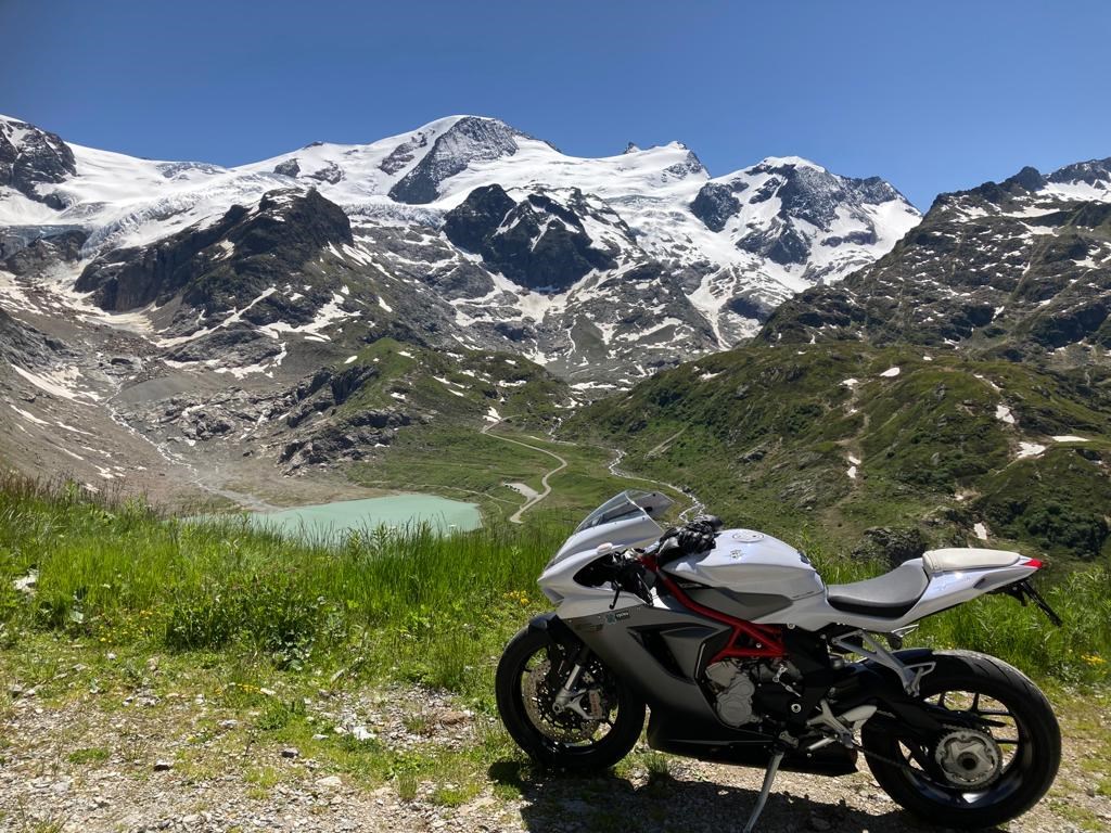 MV AGUSTA F3 800 ABS-showroom-element-3