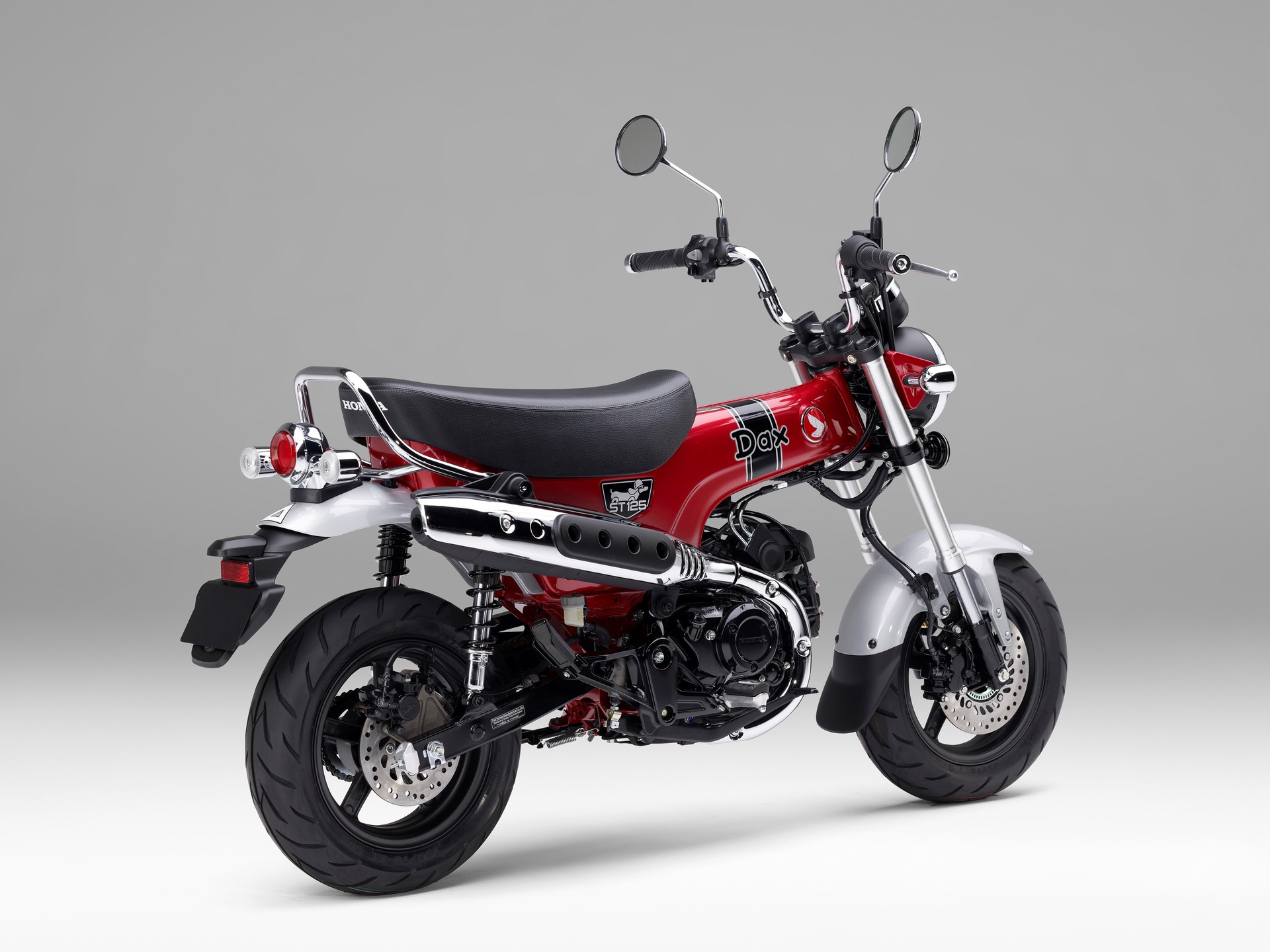 HONDA St 125 Dax-showroom-element-1
