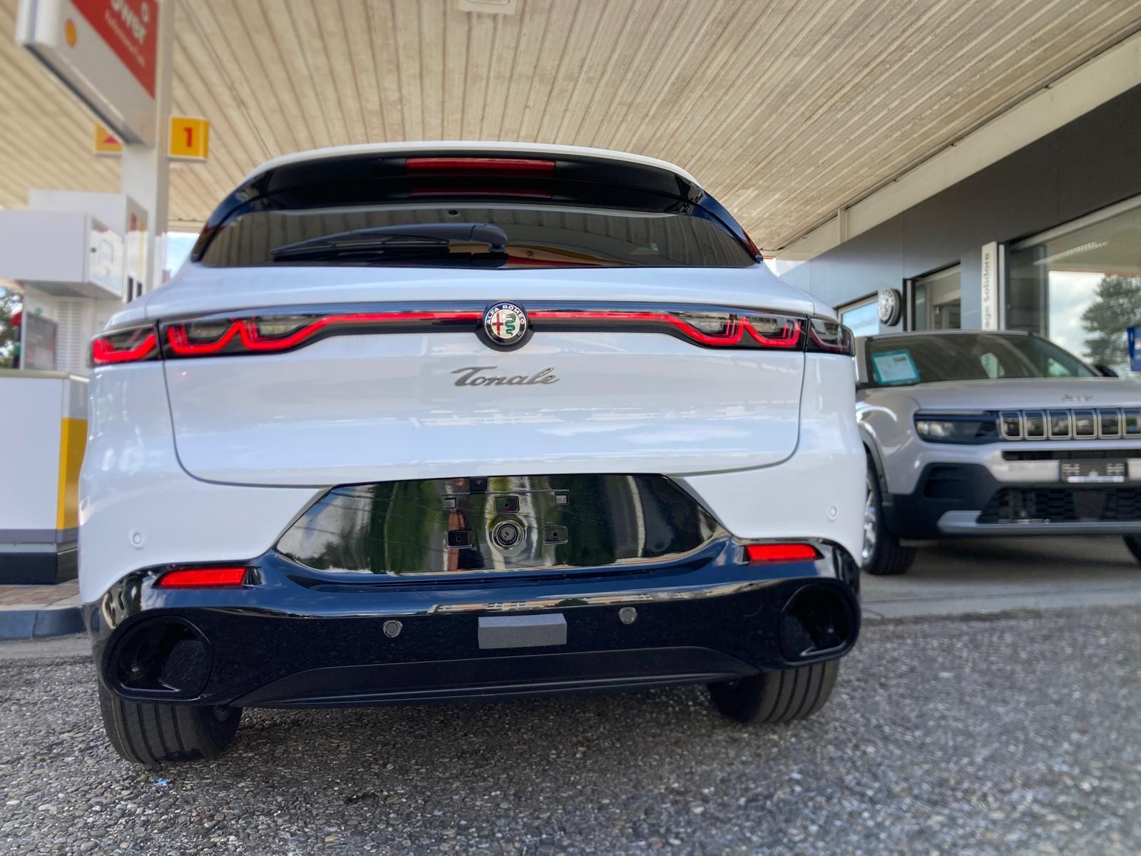 ALFA ROMEO Tonale 1.3 Plug-in-Hybrid Q4 Sprint Edition-image-5