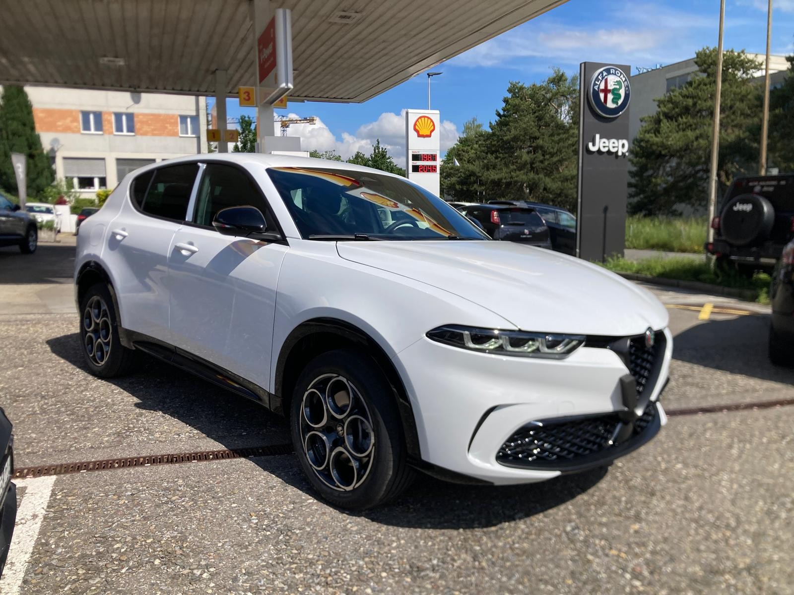 ALFA ROMEO Tonale 1.3 Plug-in-Hybrid Q4 Sprint Edition-image-8