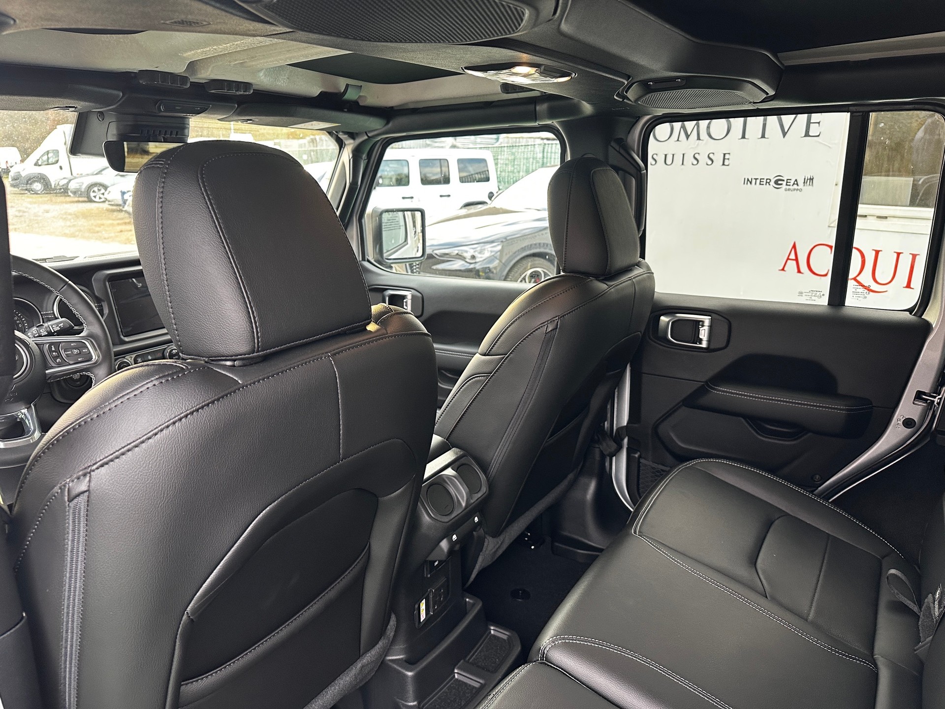 JEEP Wrangler 2.0 PHEV Unlimited Sahara DT Automatic-image-14