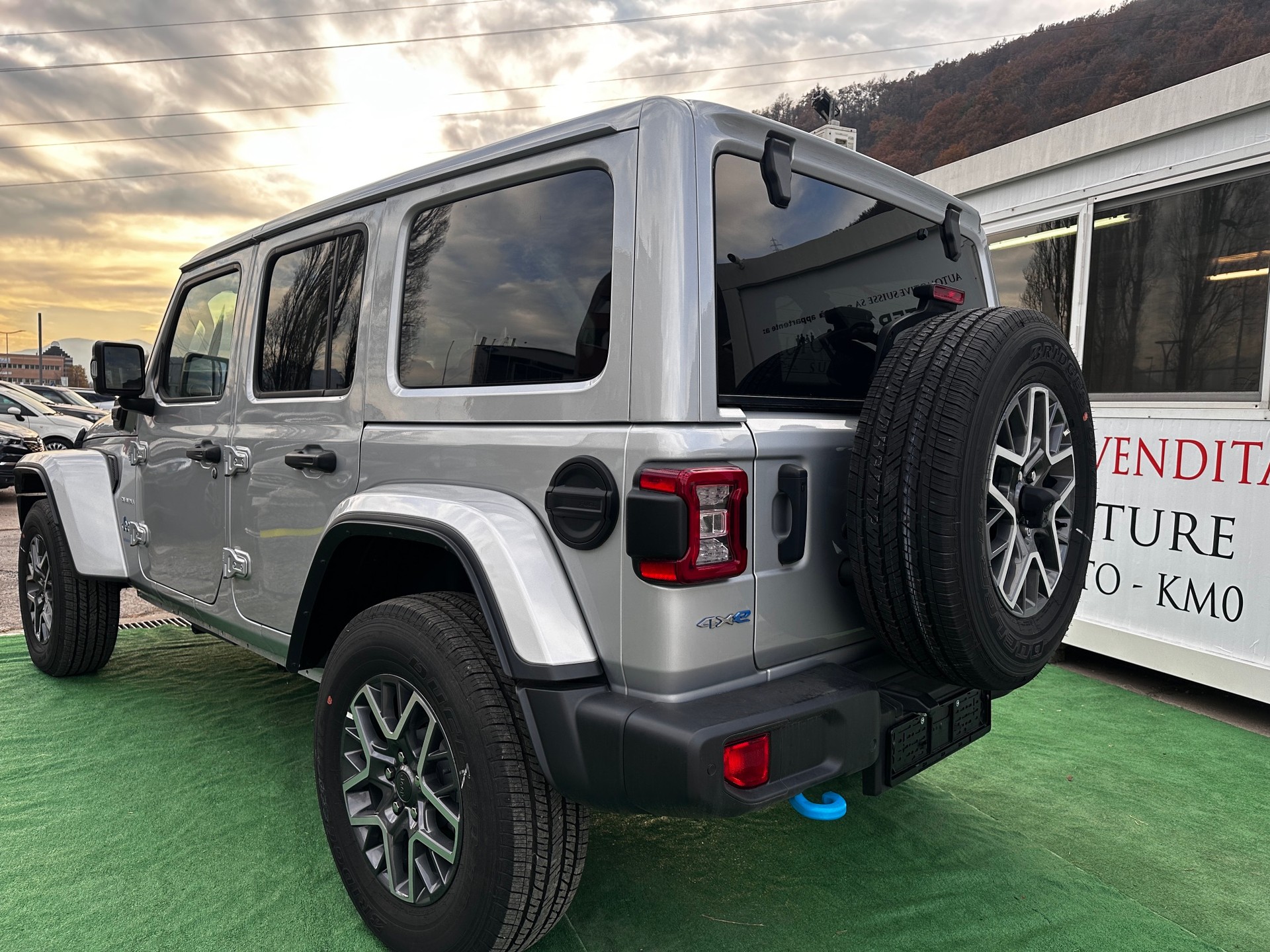 JEEP Wrangler 2.0 PHEV Unlimited Sahara DT Automatic-image-3