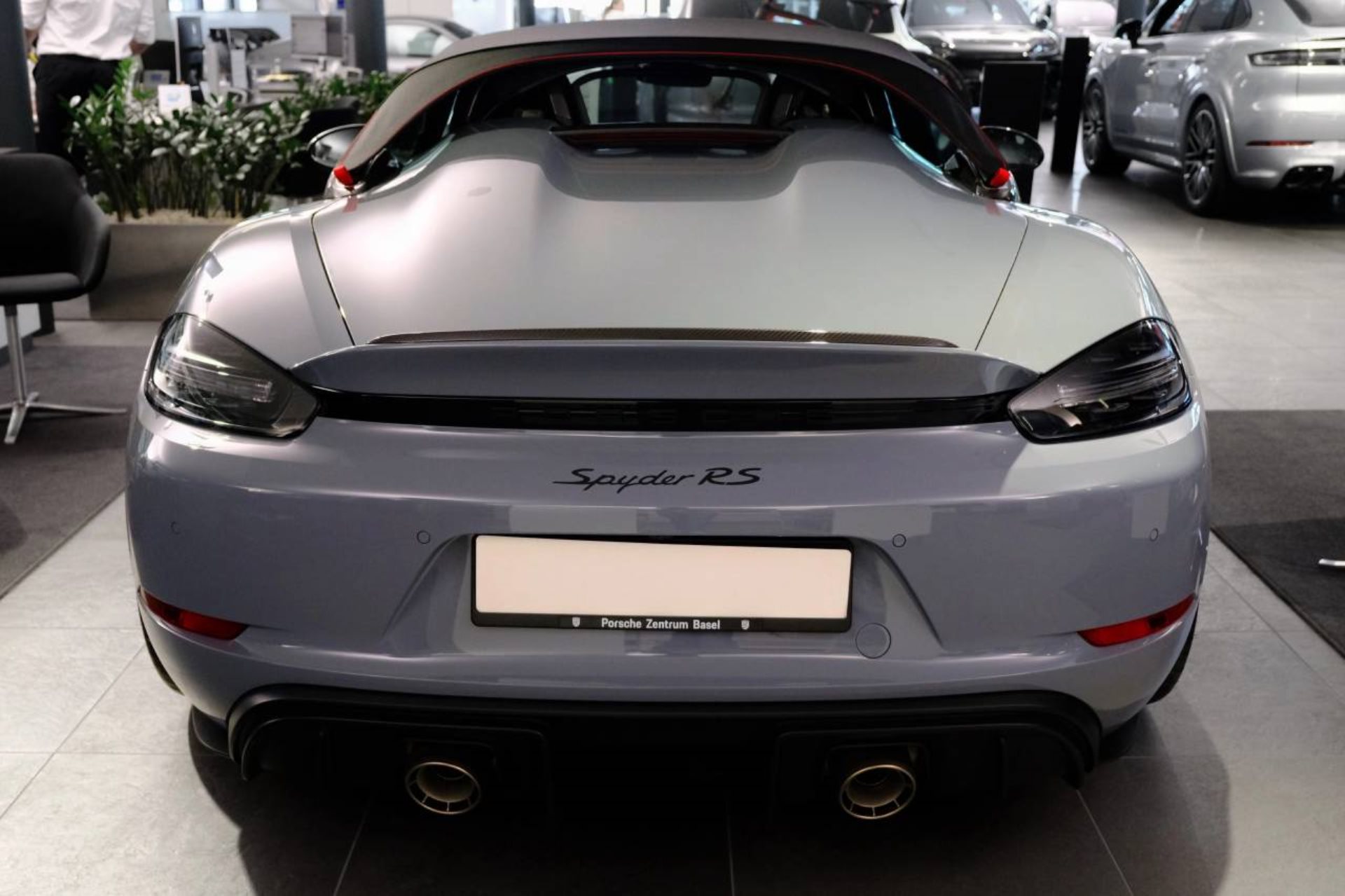 PORSCHE 718 Spyder RS-image-6