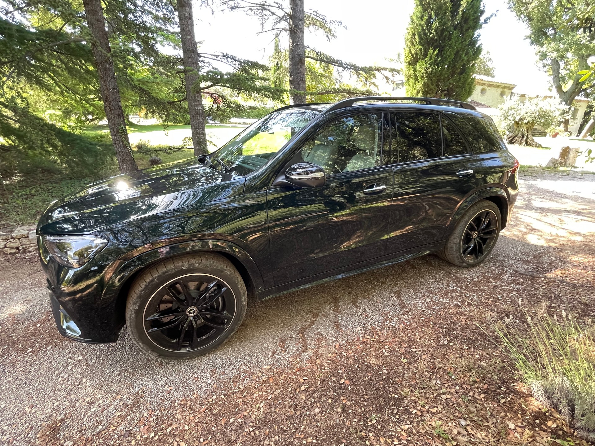 MERCEDES-BENZ GLE 400 e 4Matic 9G-Tronic AMG-Line (Vollausstattung)-image-1