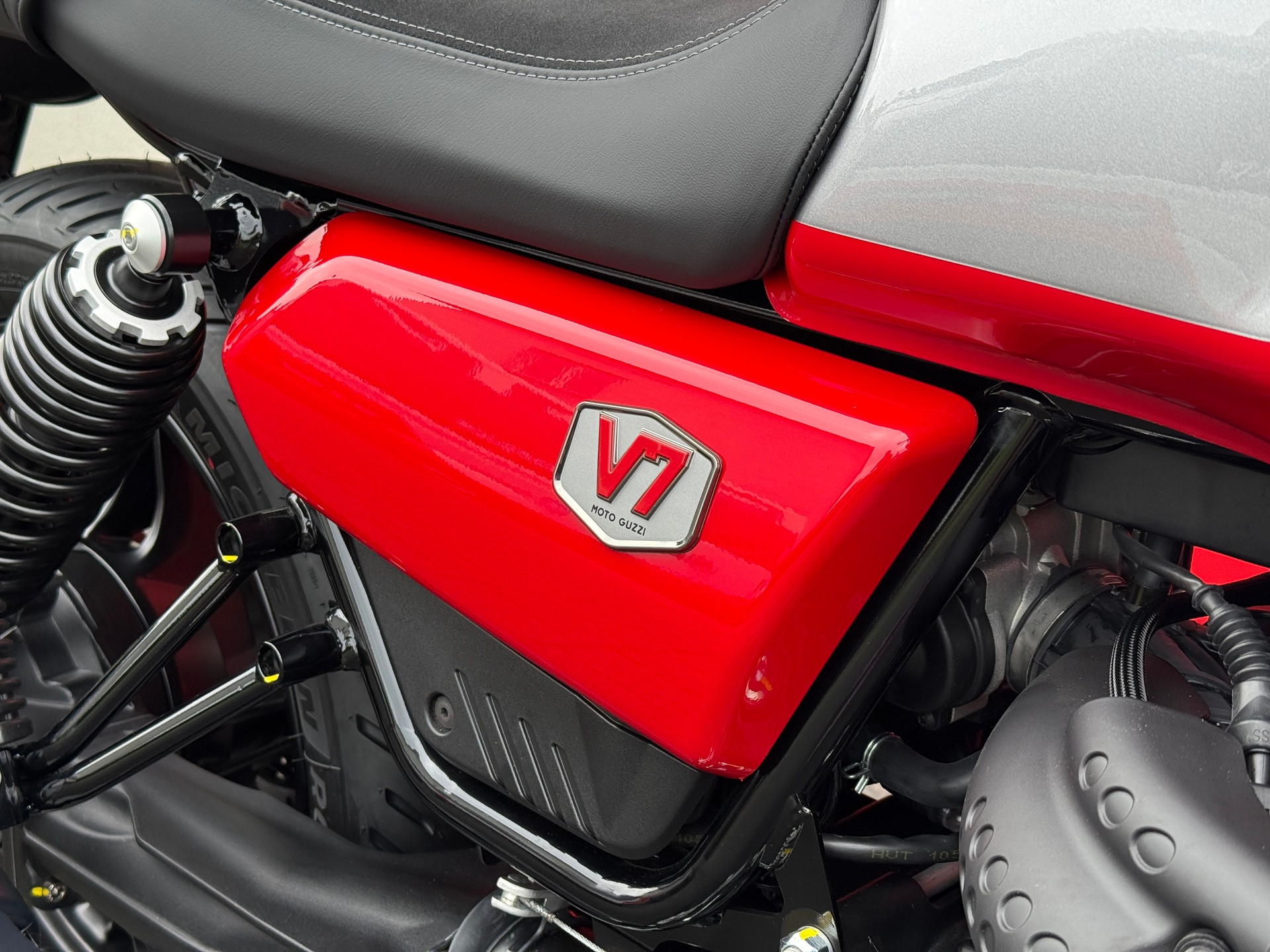 MOTO GUZZI V7 IV 850 Stone Corsa (35kW)-image-7