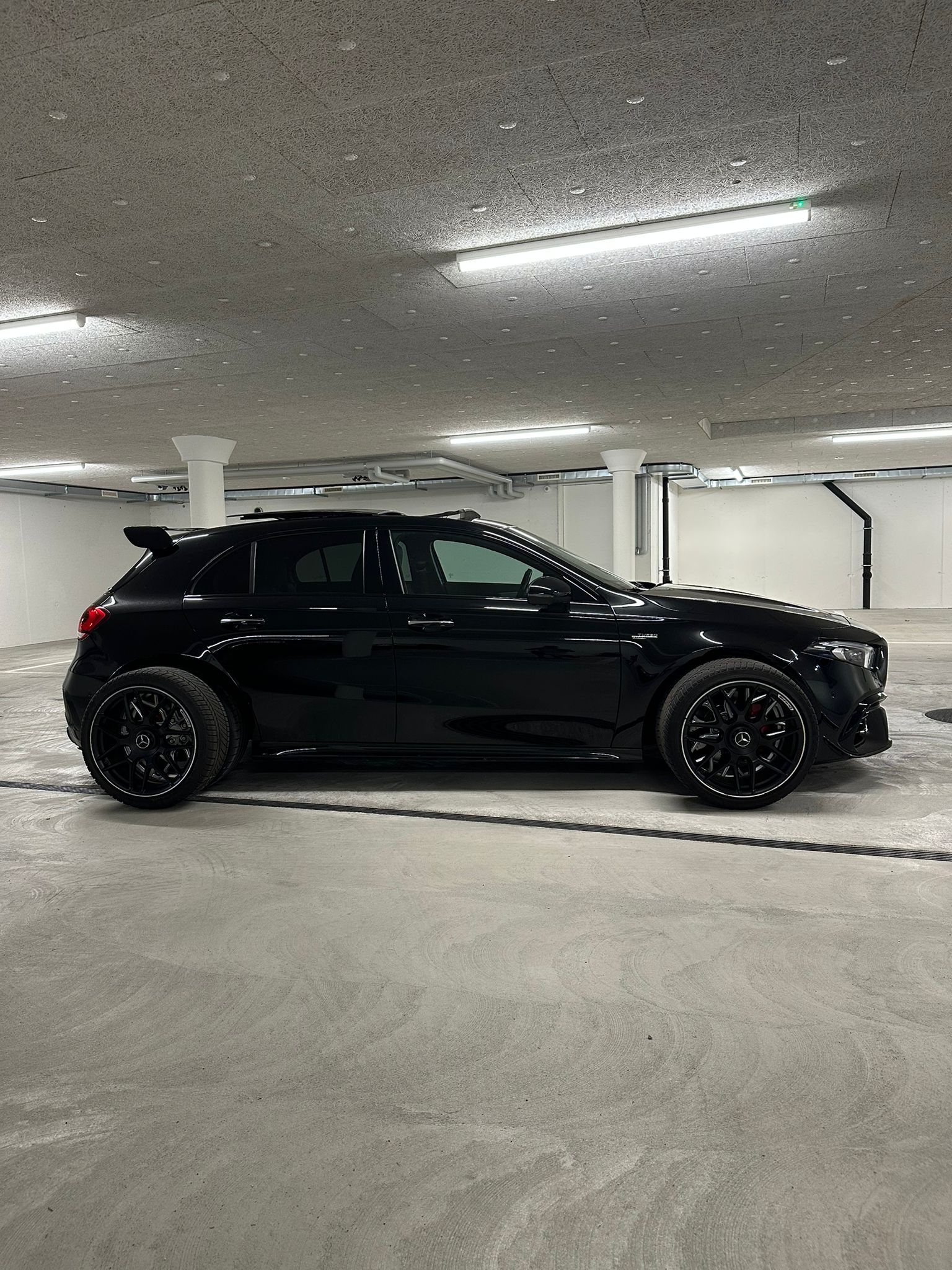 MERCEDES-BENZ A 45 S AMG 4Matic+ Speedshift-image-7