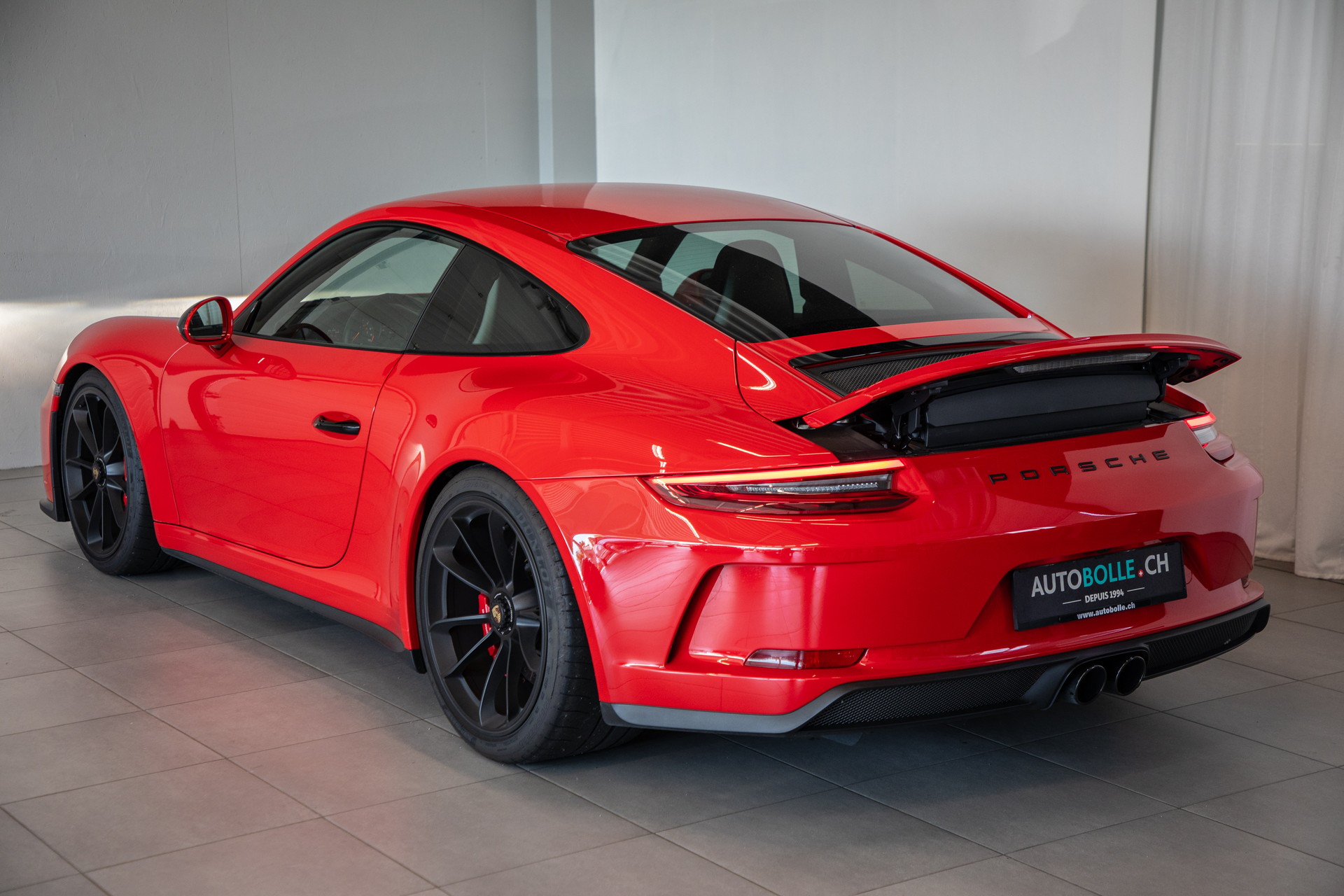 PORSCHE 911 GT3 Touring-image-11