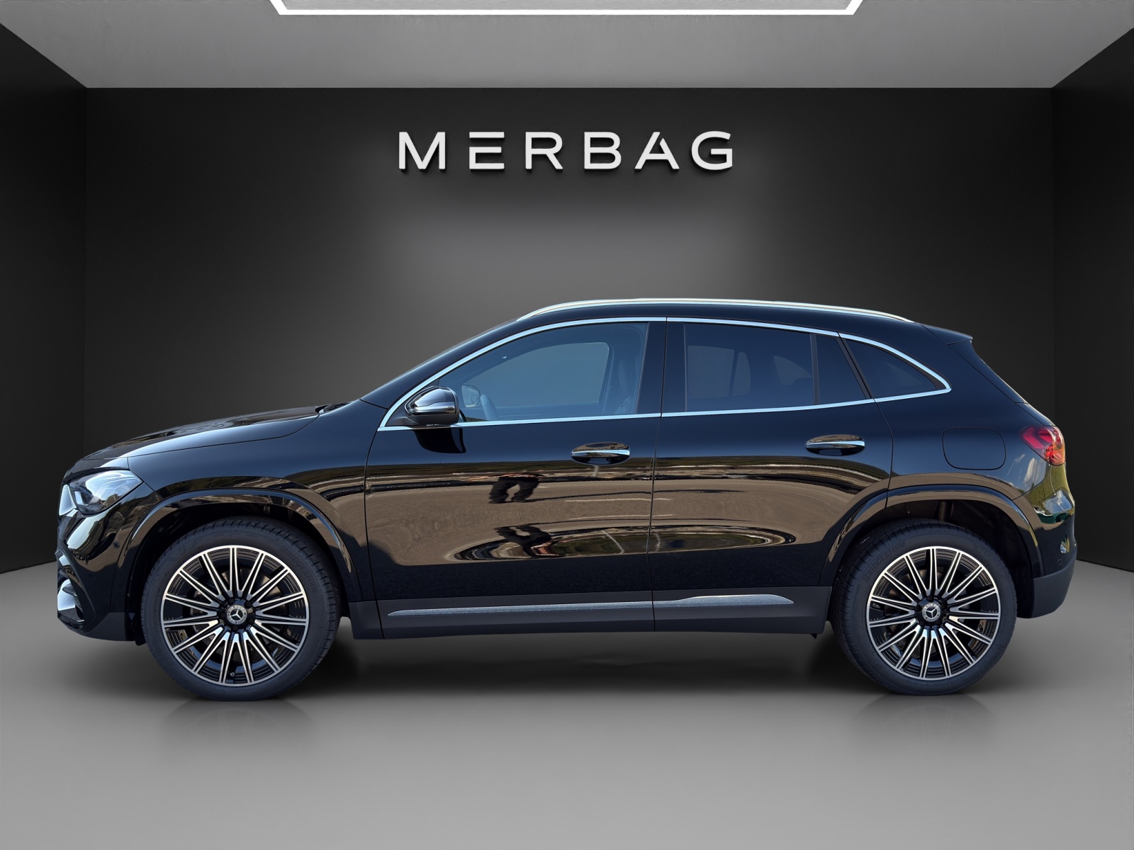 MERCEDES-BENZ GLA 250 e 8G-DCT EQ Star-image-1