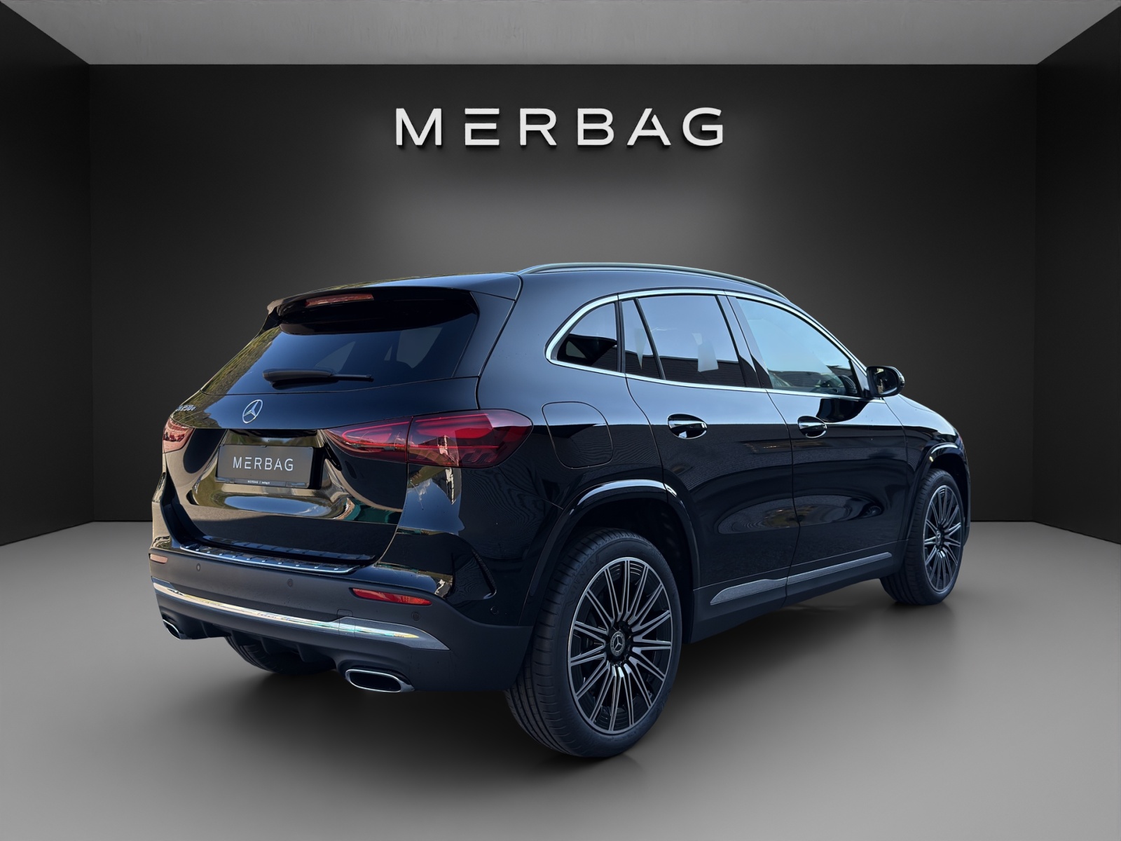 MERCEDES-BENZ GLA 250 e 8G-DCT EQ Star-image-4