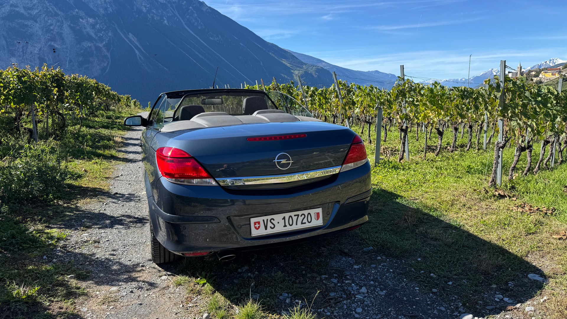 OPEL Astra TT 1.6i 16V Turbo Cosmo-image-3
