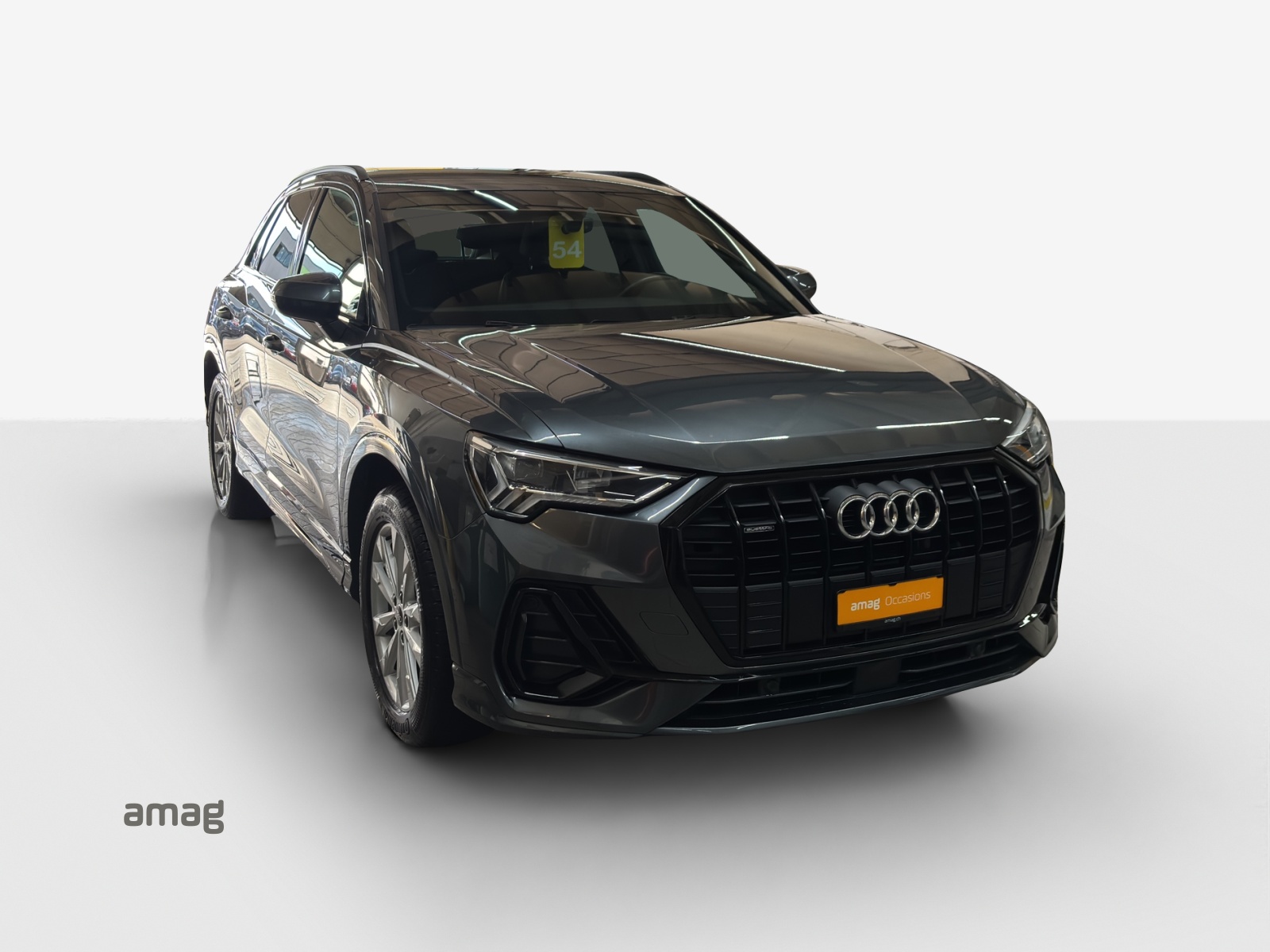 AUDI Q3 40 TFSI S line quattro S-tronic-image-5
