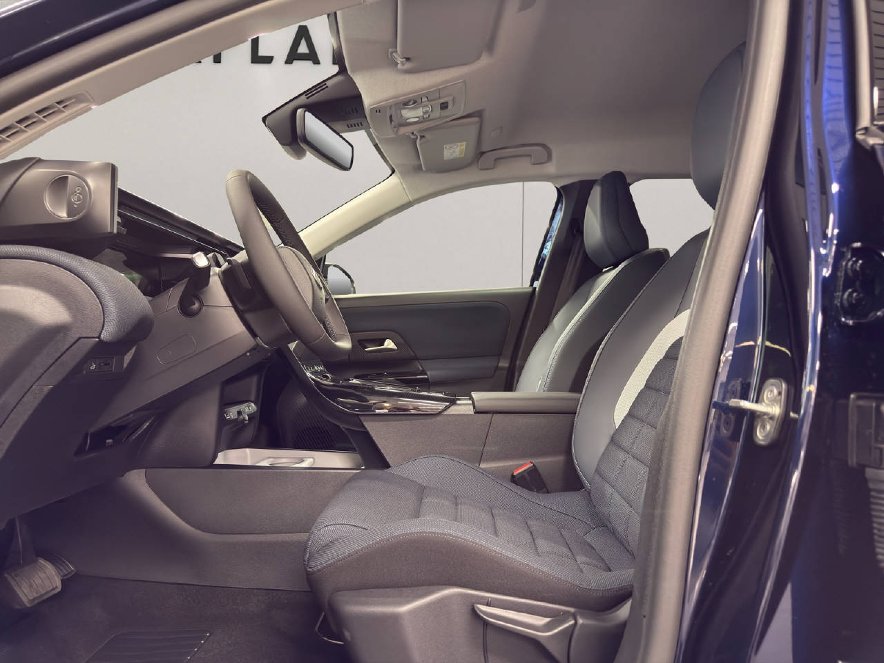 CITROEN C5 Aircross 1.2 Hybrid Plus-image-7