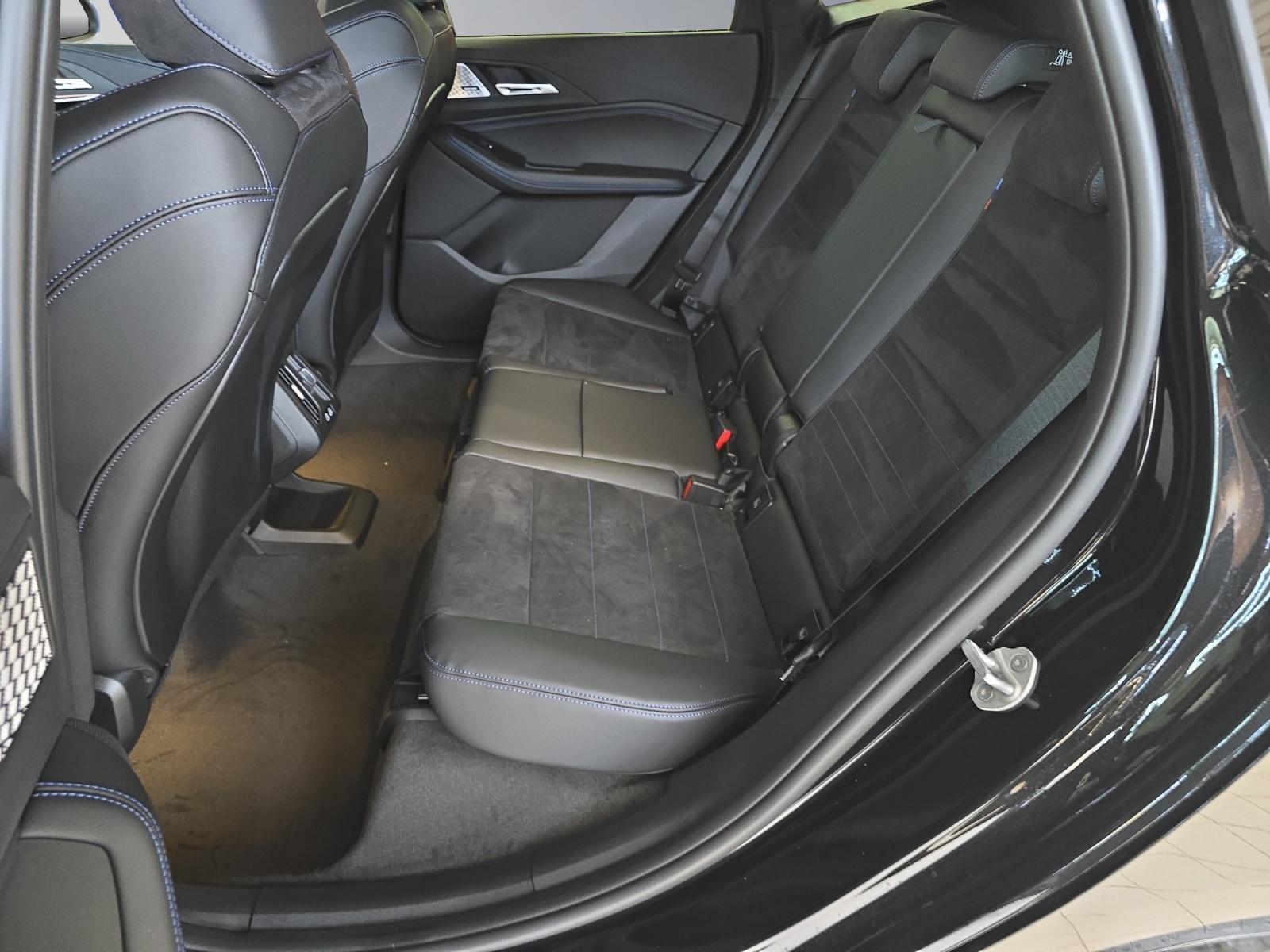 BMW 218d Active Tourer M Sport DKG-image-15