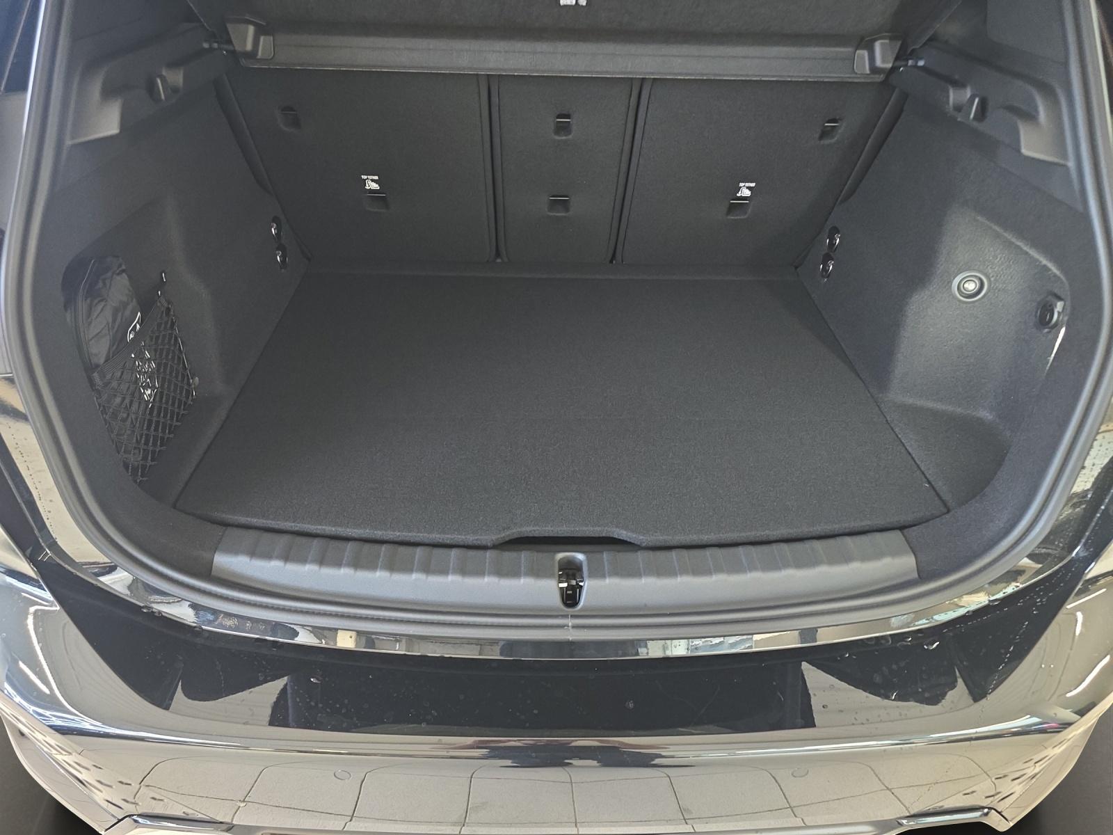 BMW 218d Active Tourer M Sport DKG-image-17