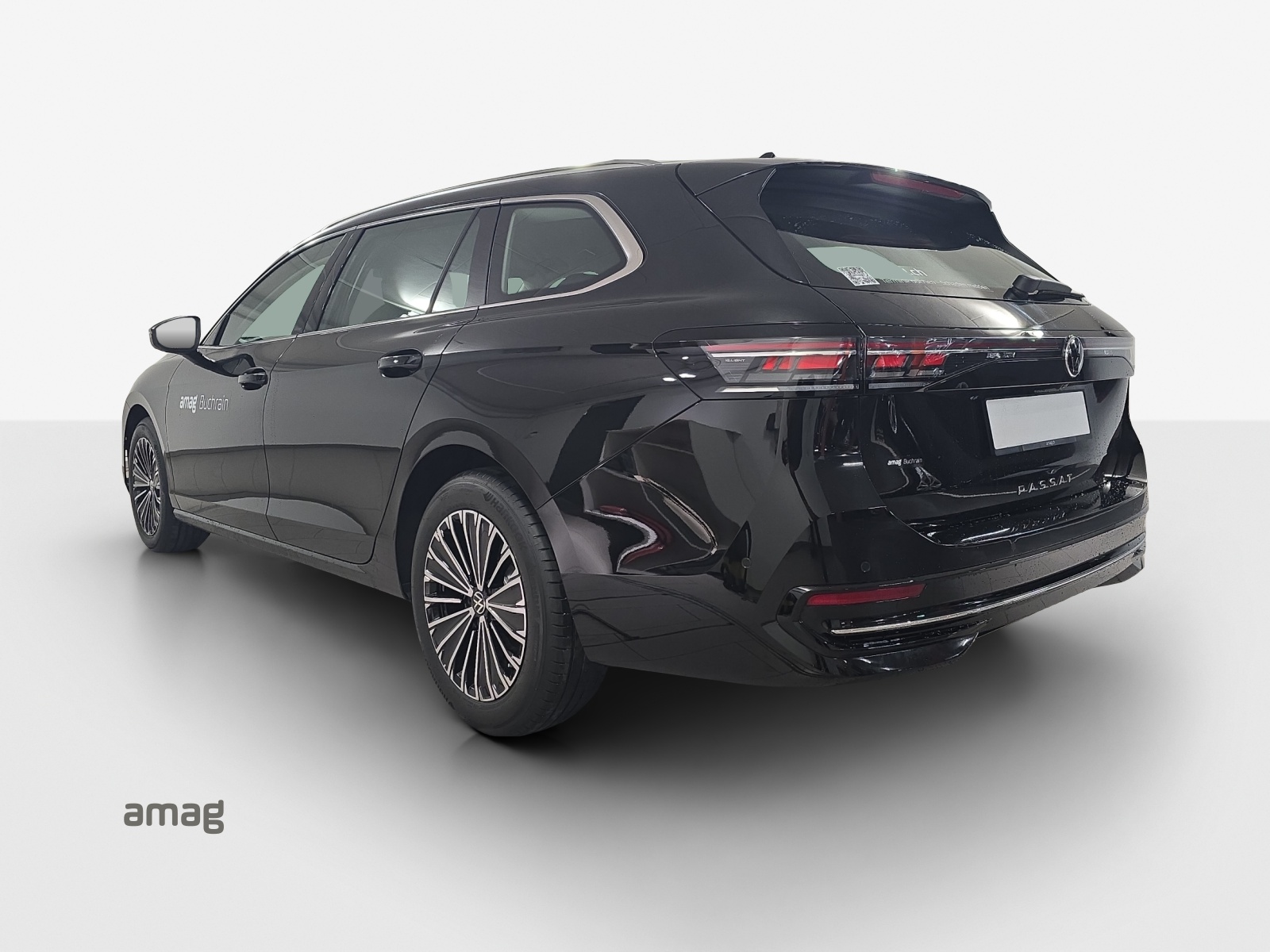 VW Passat Variant 2.0 TDI evo Elegance DSG-image-2