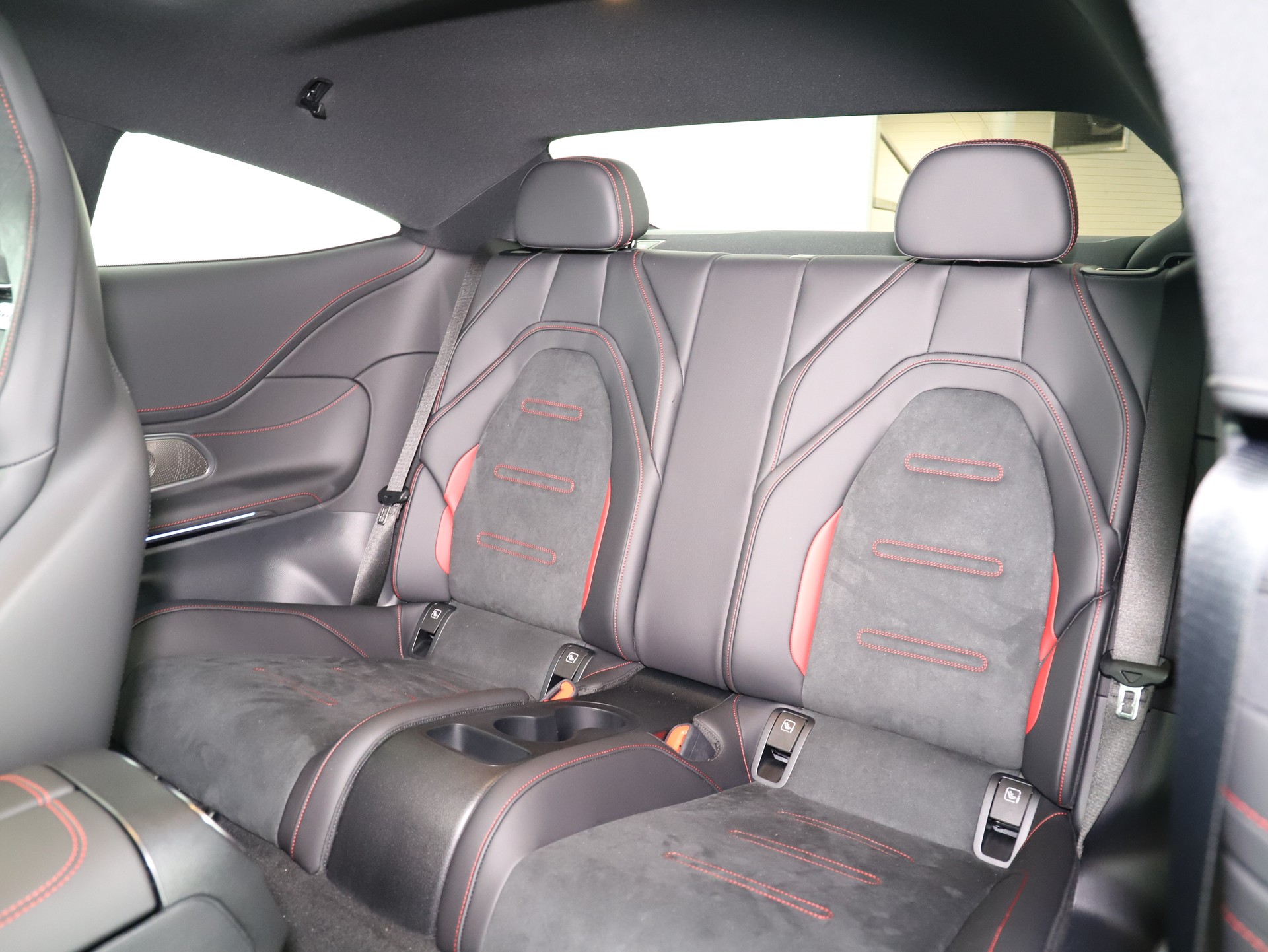 MERCEDES-BENZ CLE 53 Coupé AMG 4Matic+-image-10