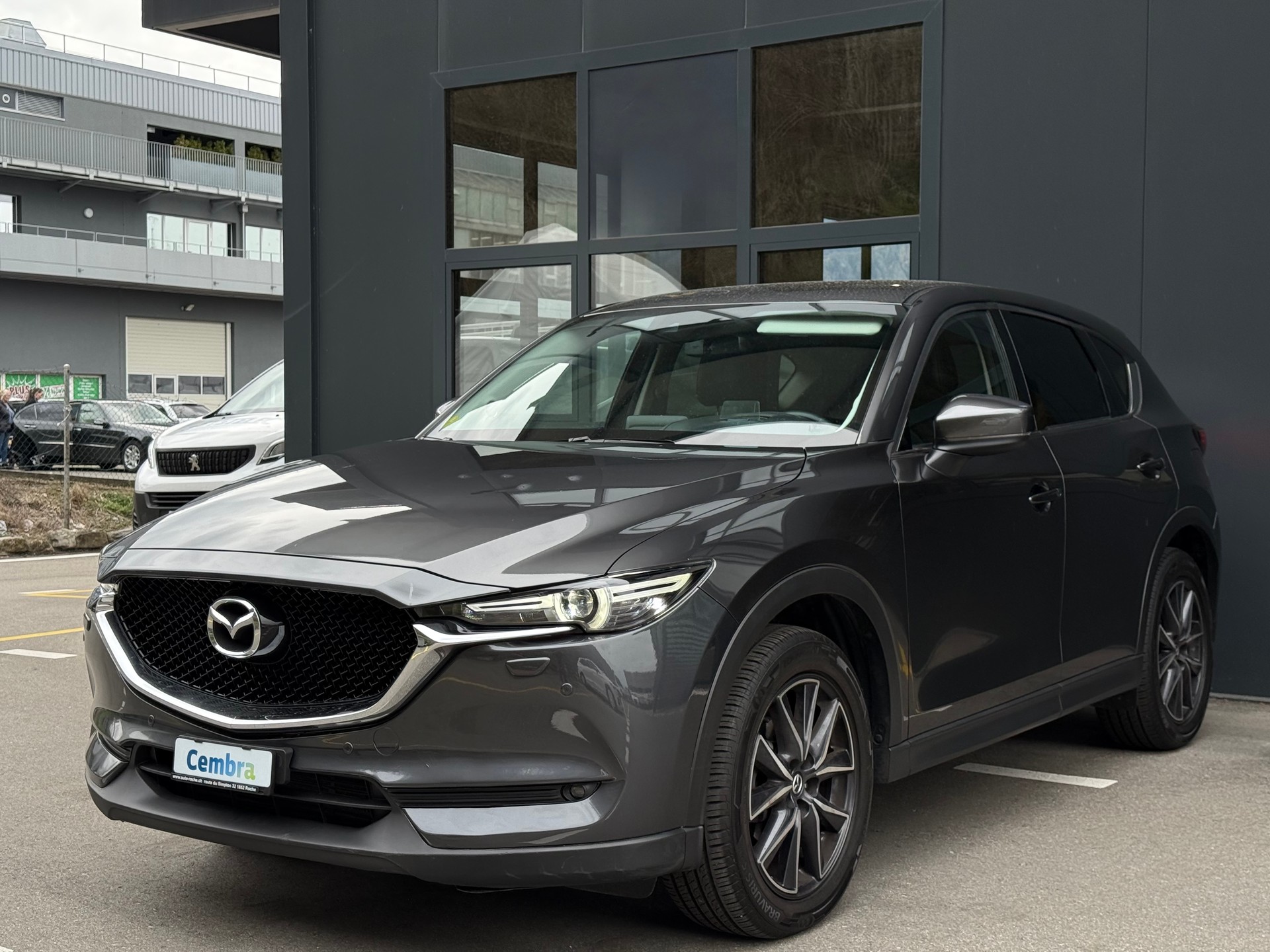 MAZDA CX-5 SKYACTIV-D 175 Revolution AWD Automat-showroom-element-2