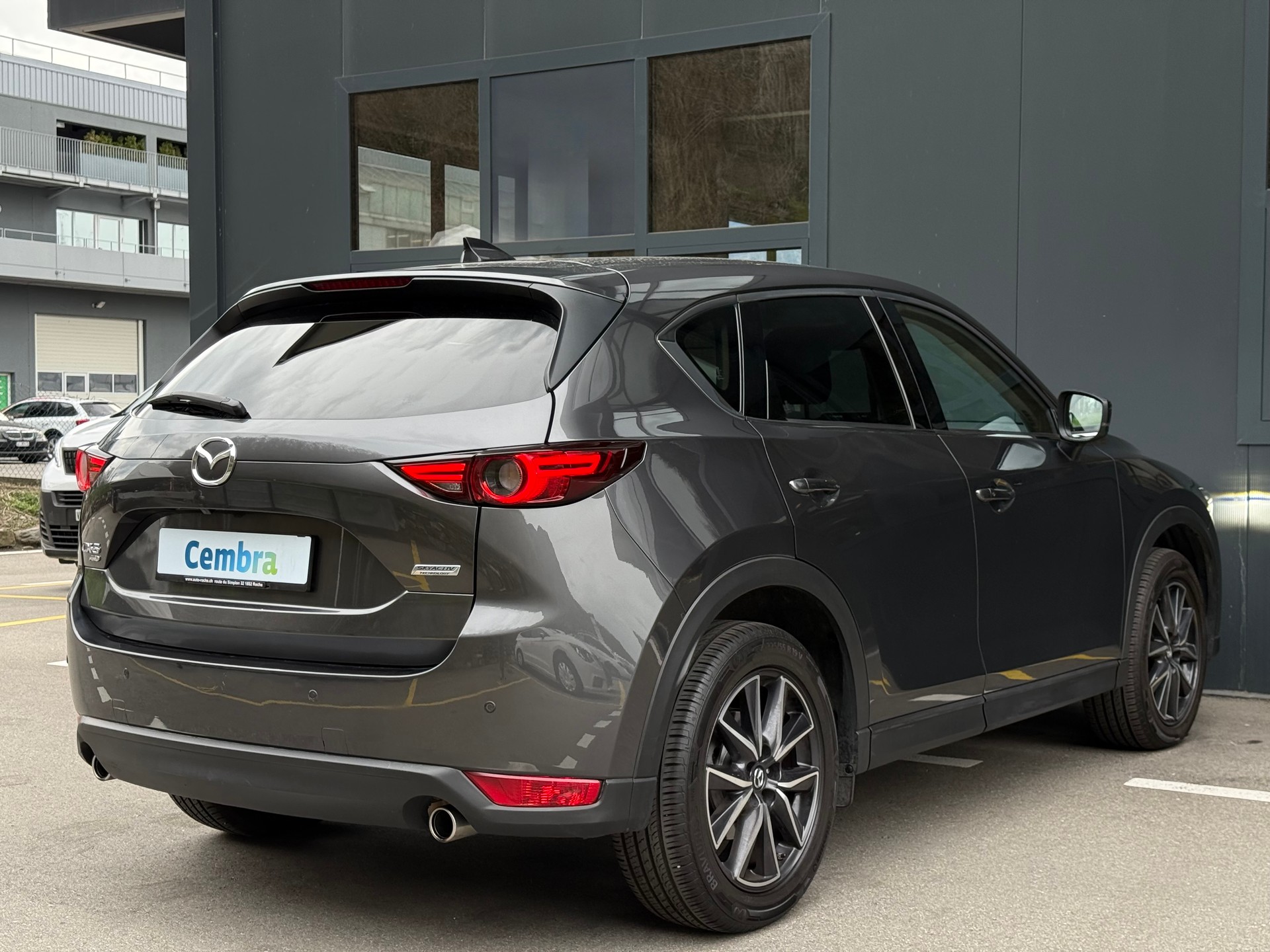 MAZDA CX-5 SKYACTIV-D 175 Revolution AWD Automat-showroom-element-3
