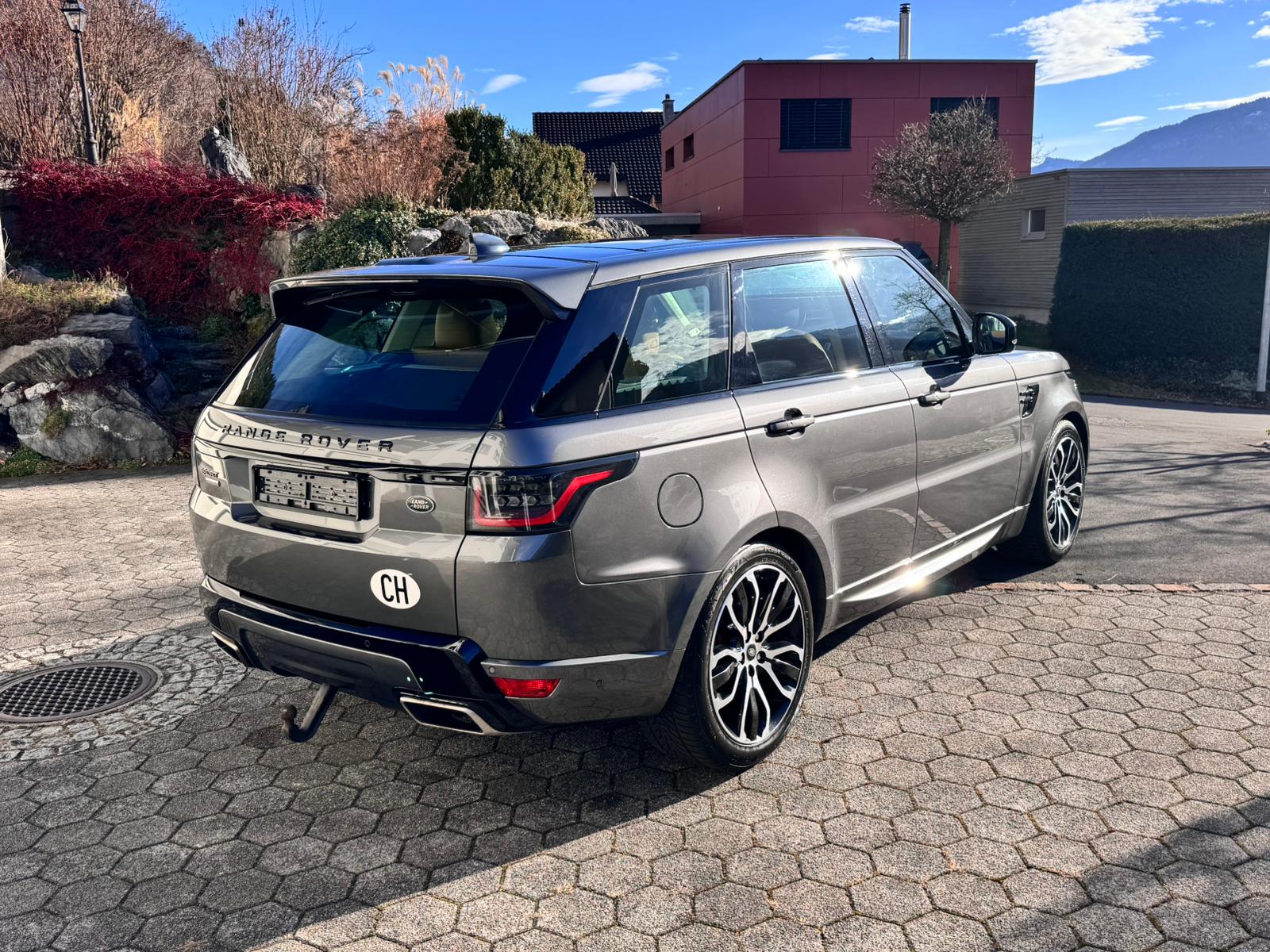 LAND ROVER Range Rover Sport 5.0 V8 S/C AB Dynamic Automatic-image-4