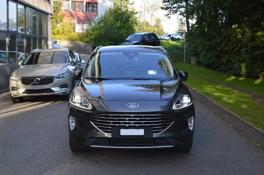 FORD Kuga 1.5 TDCi Titanium 2WD Automat-image-1