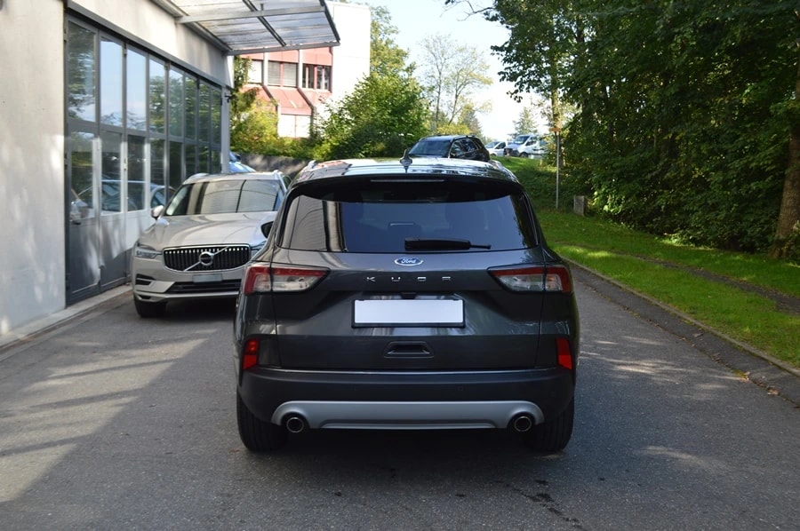 FORD Kuga 1.5 TDCi Titanium 2WD Automat-image-12