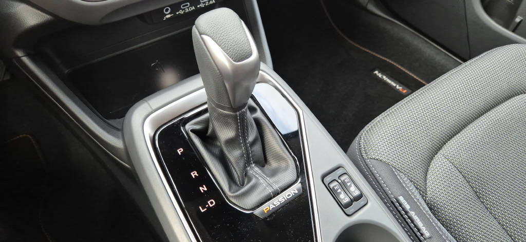 SUBARU Crosstrek 2.0i e-Boxer Passion-image-8