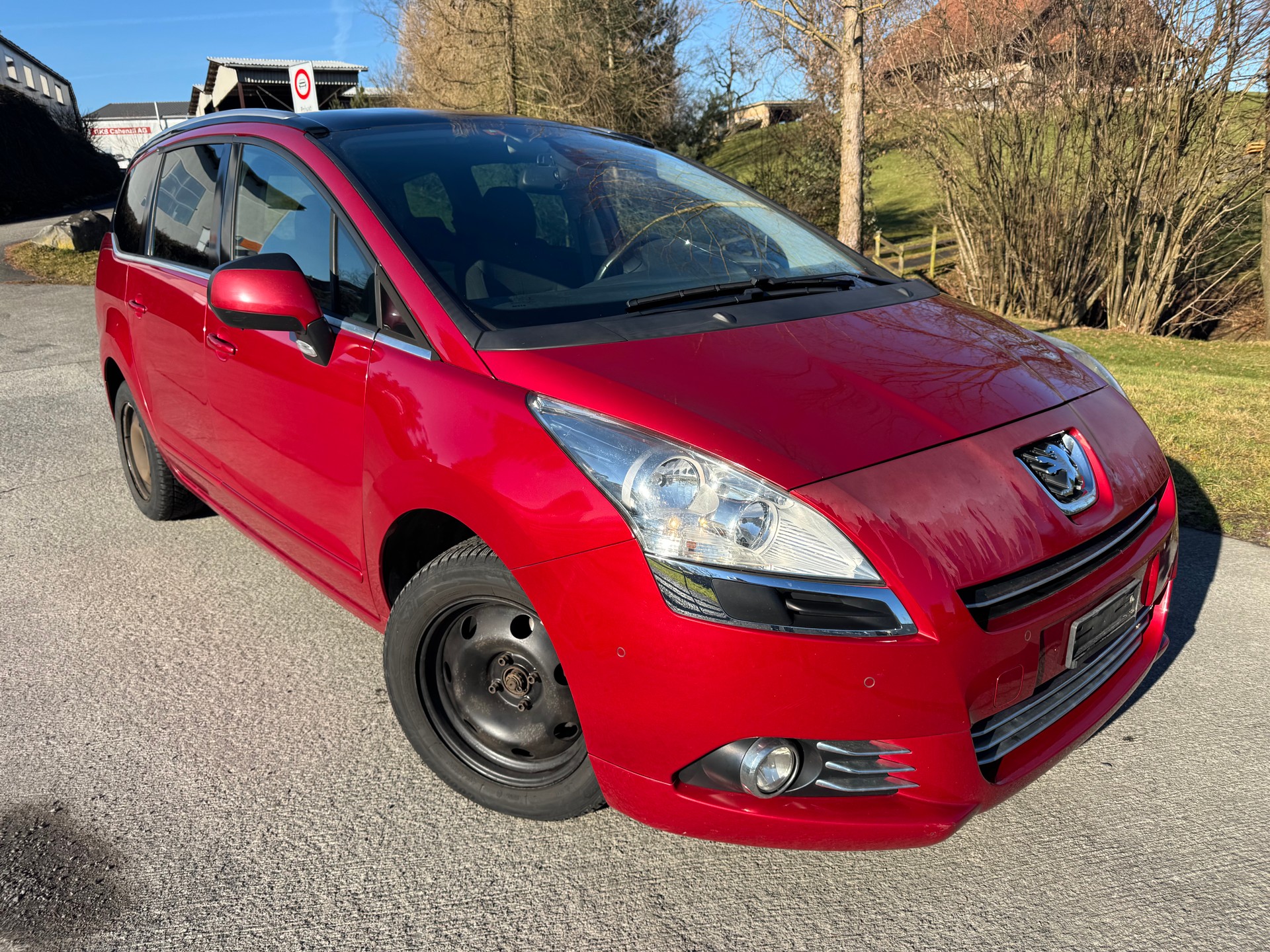 PEUGEOT 5008 2.0 HDI Business 7 Sitzplätz-image-1