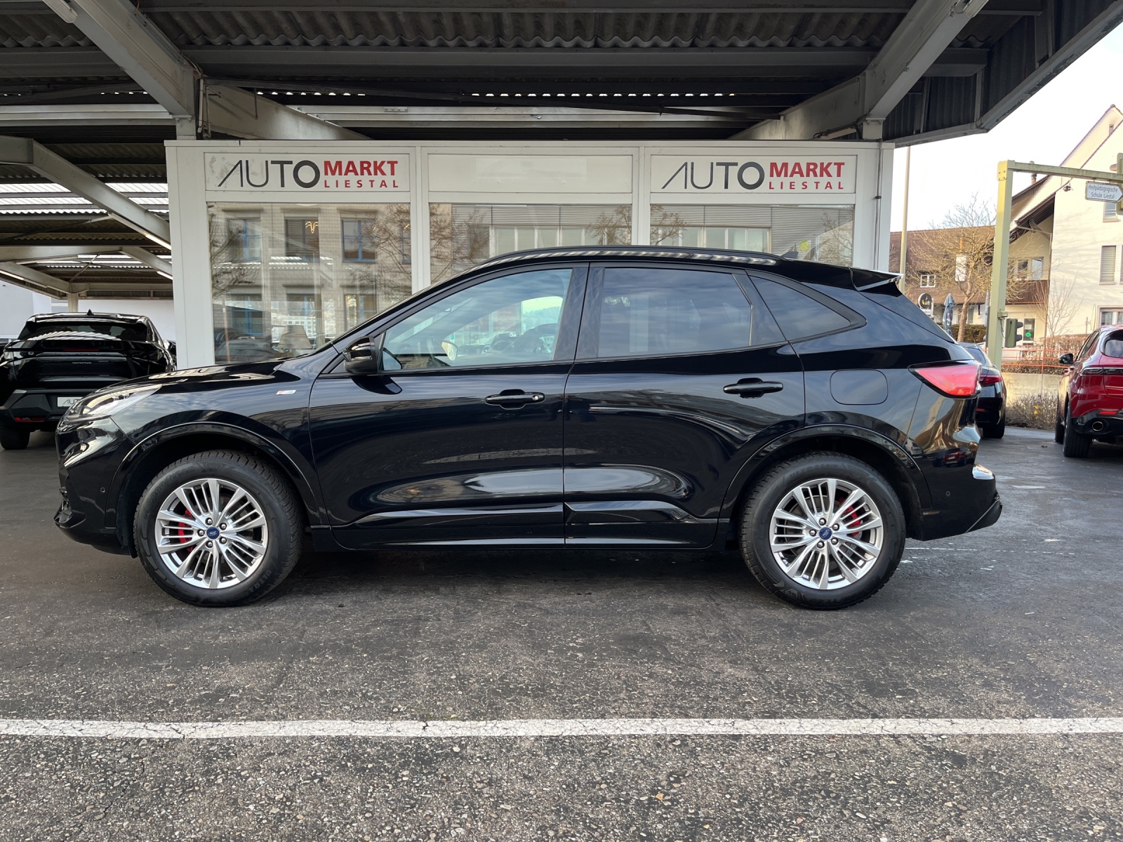 FORD Kuga 2.5 FHEV ST-Line X 4WD-image-1