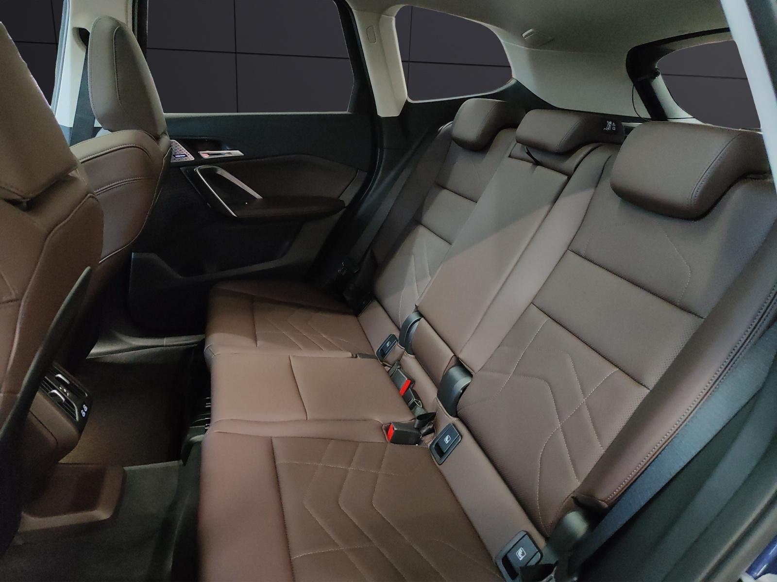 BMW X1 20i sDrive-image-20