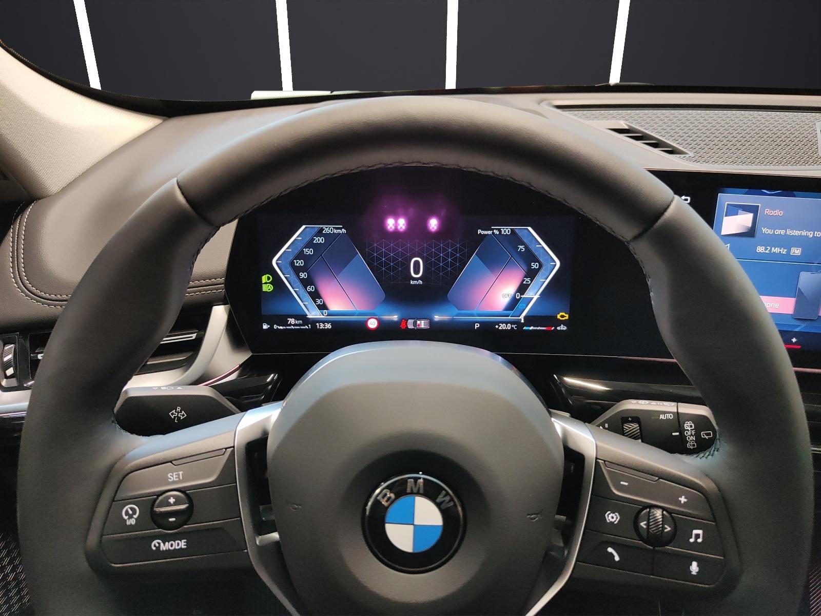 BMW X1 20i sDrive-image-13