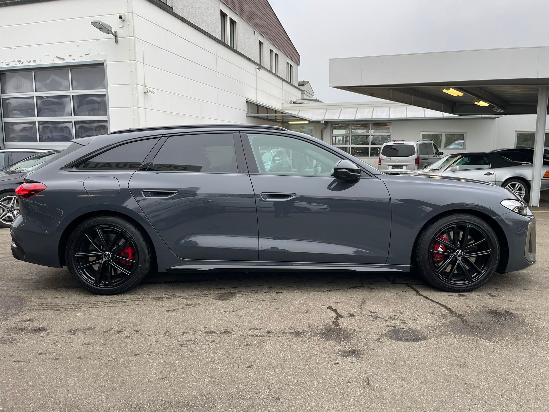 AUDI S5 Avant TFSI quattro S tronic-image-3