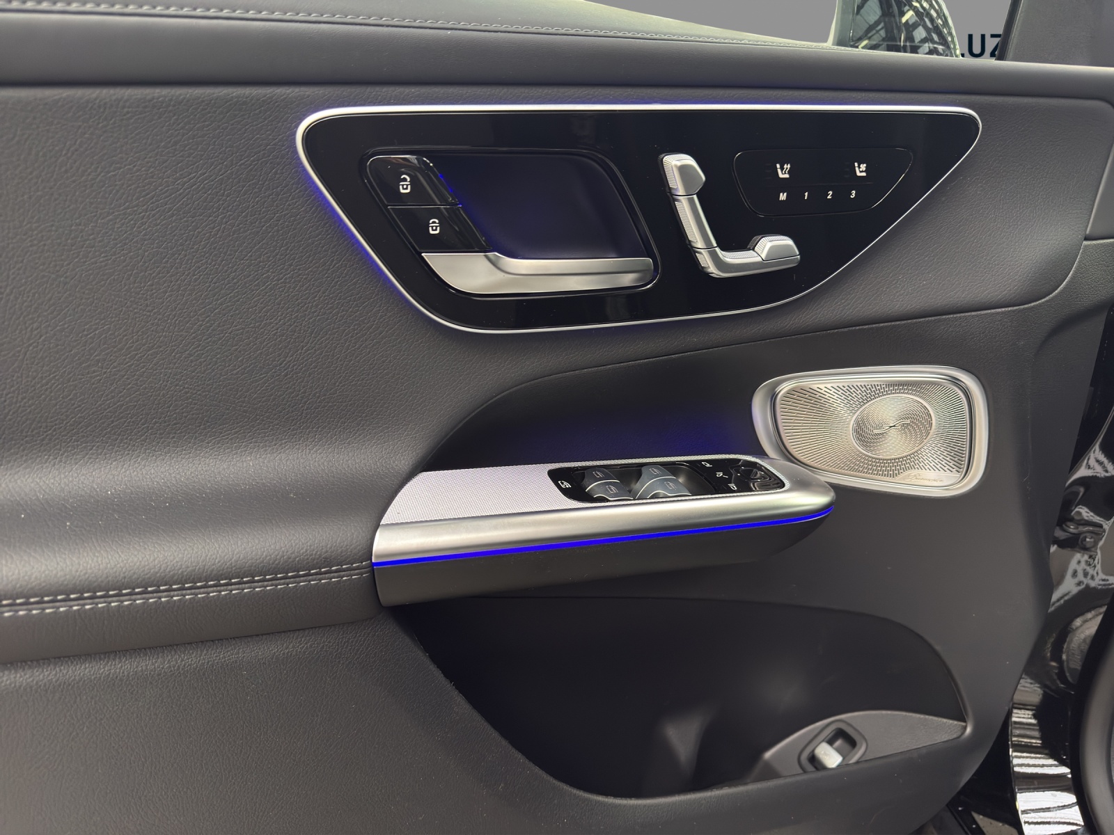 MERCEDES-BENZ GLC 300 de 4Matic EQ Star 9G-Tronic-image-14