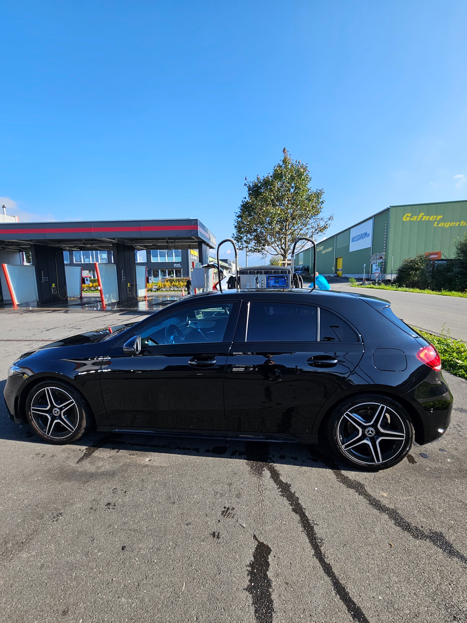 MERCEDES-BENZ A 250 AMG Line 7G-DCT-image-2