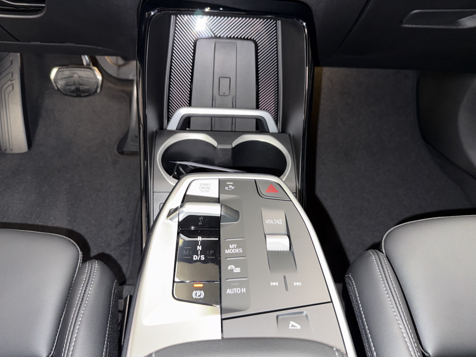 BMW X1 xDrive 20d 48V M Sport Pro-image-16
