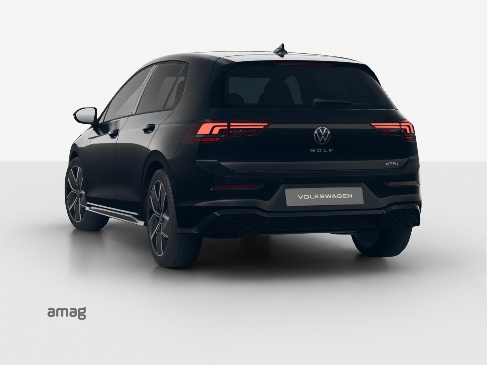 VW Golf 1.5 e TSI mHEV R-Line DSG-image-2