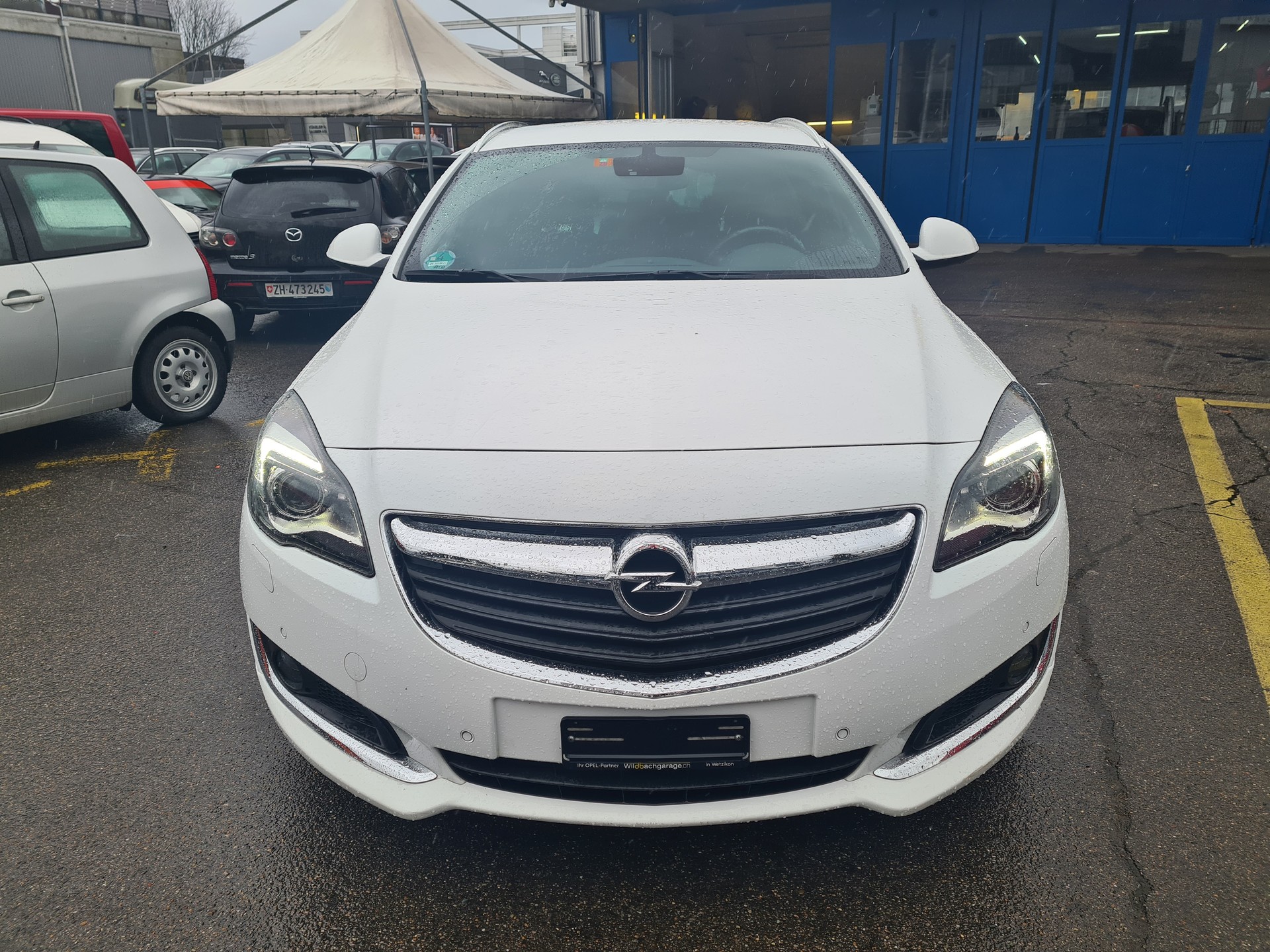 OPEL Insignia Sports Tourer 2.0 CDTI Edition 4WD-image-1